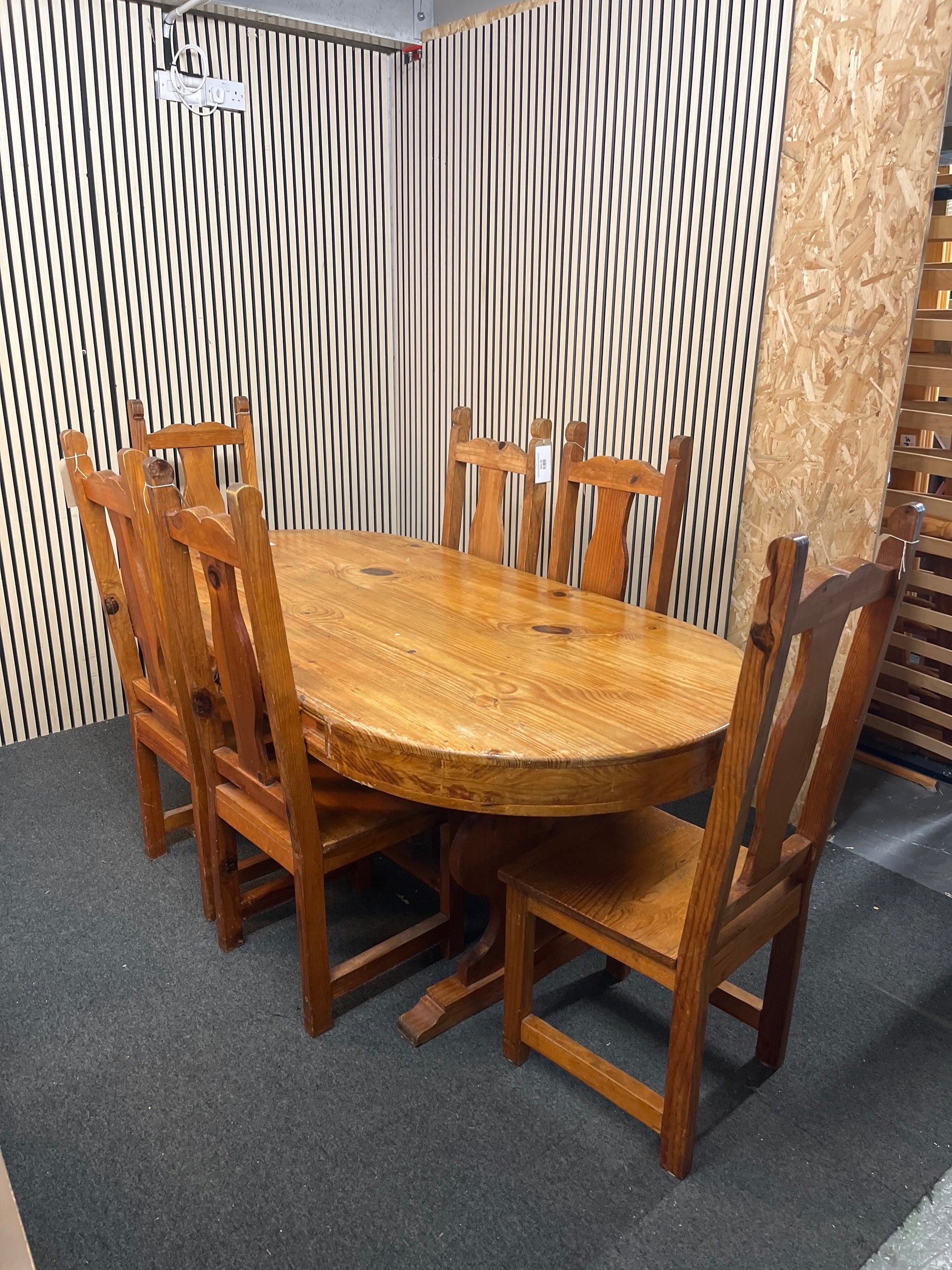 Large solid pine oval kitchen table with drawers and 6 no. high back solid wood dining chairs (W 200 cm) 43385