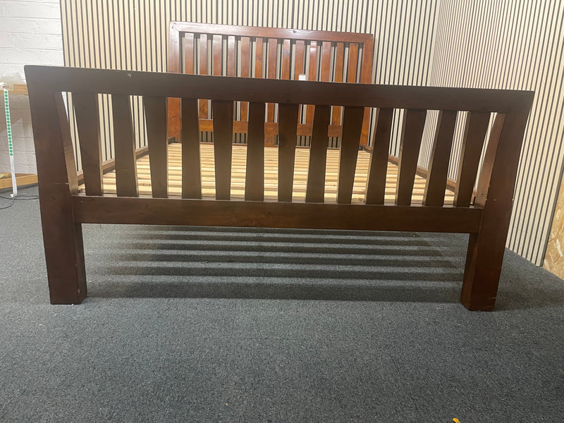 5ft solid wood high back bed frame (KING bedframe)  44610