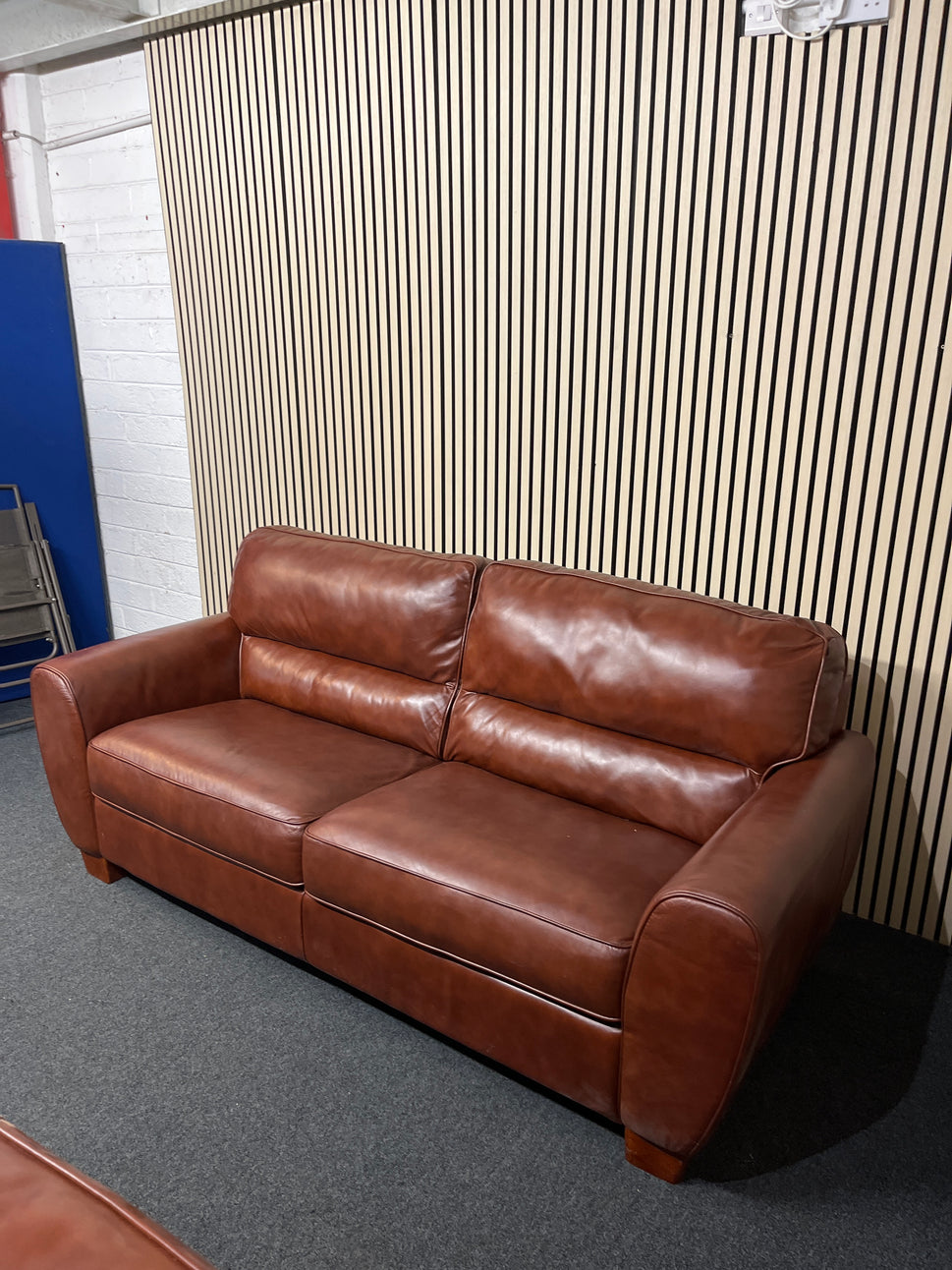 3+1+1+footstool tan leather sofa suite 2325