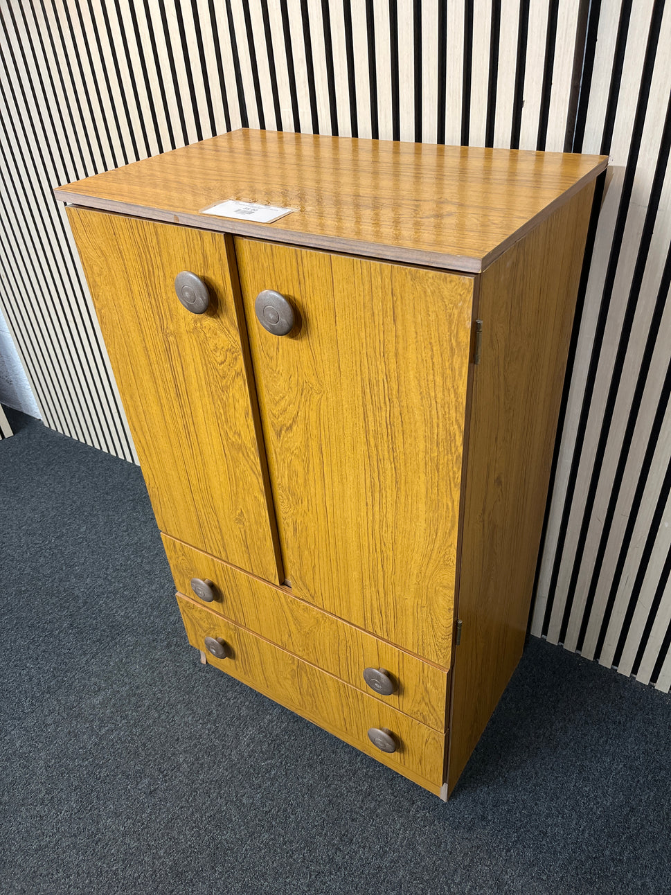 Teak laminate 2 door 2 drawer storage unit (H 109 x W 66 x D 42 cm) 2425