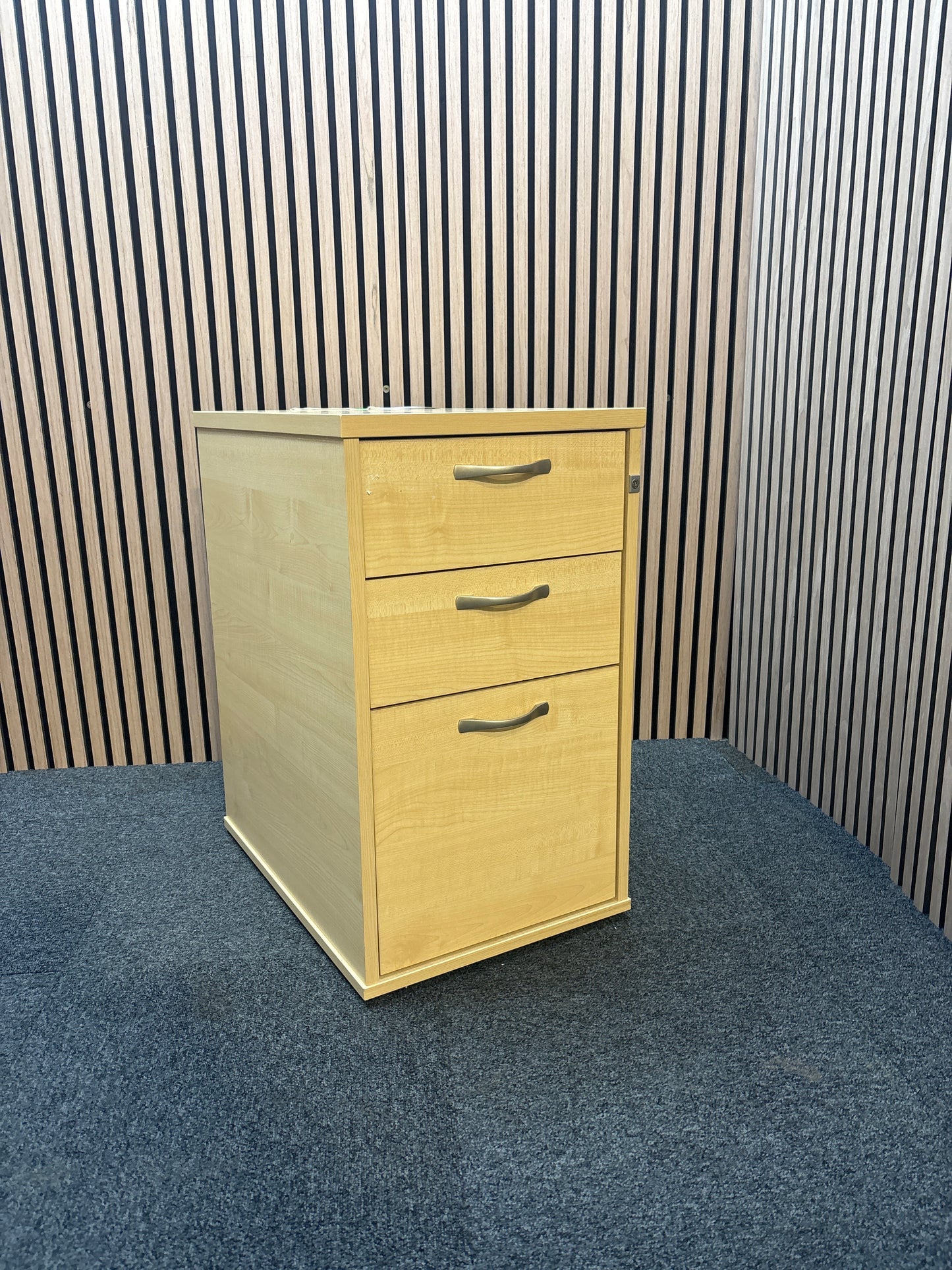 Maple 600 Deep Desk High  Pedestal