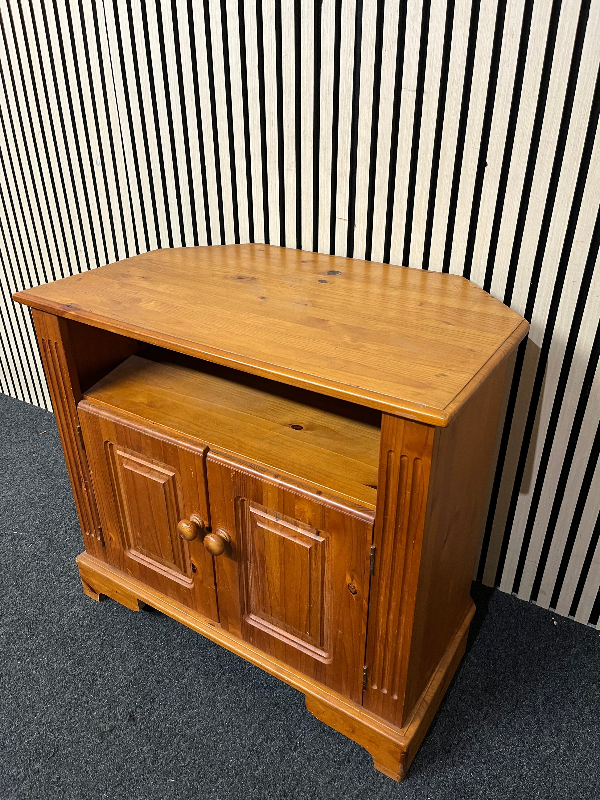 Natural Pine Low Two Door TV Unit  (H 70 x W 80 x D 50 cm) 1126