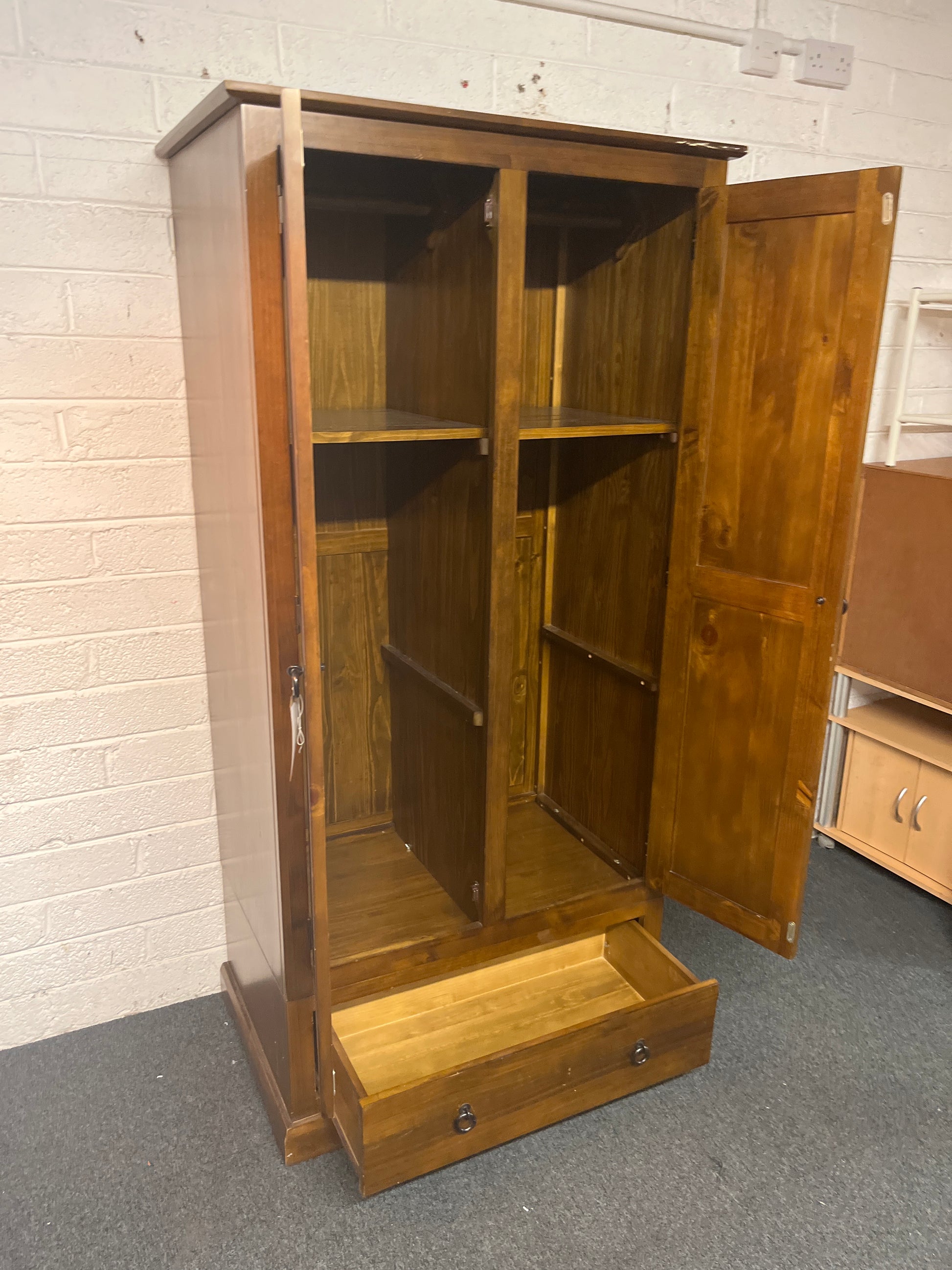 Tall 2 door solid pine stained wardrobe (H 180 x W 90 x D 58 cm) 1325