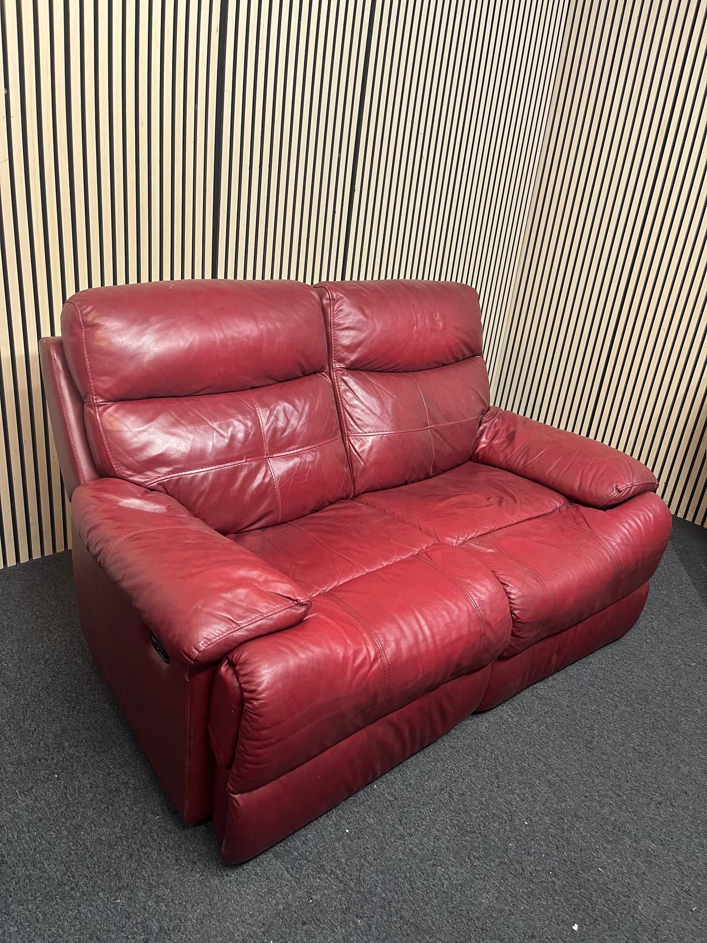 2 seater wine leather recliner sofa 43408