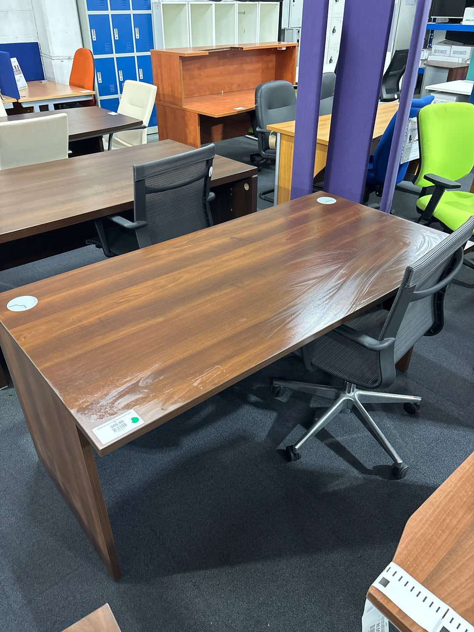 1600x800 walnut panel straight executive desk with panel legs
