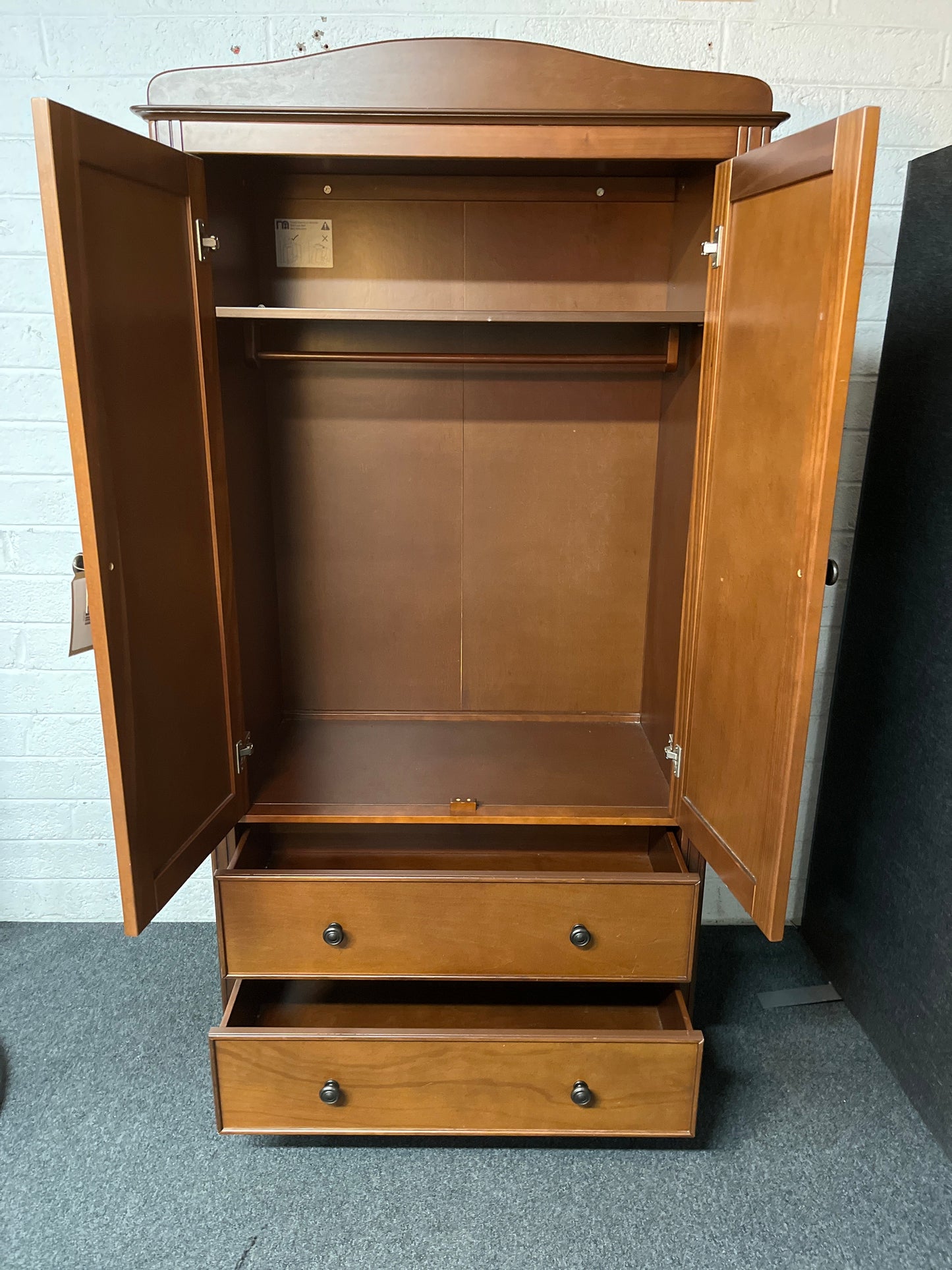 Dark wood stained 2 door 2 drawer wardrobe (H 190 x W 100 x D 52 cm) 2225