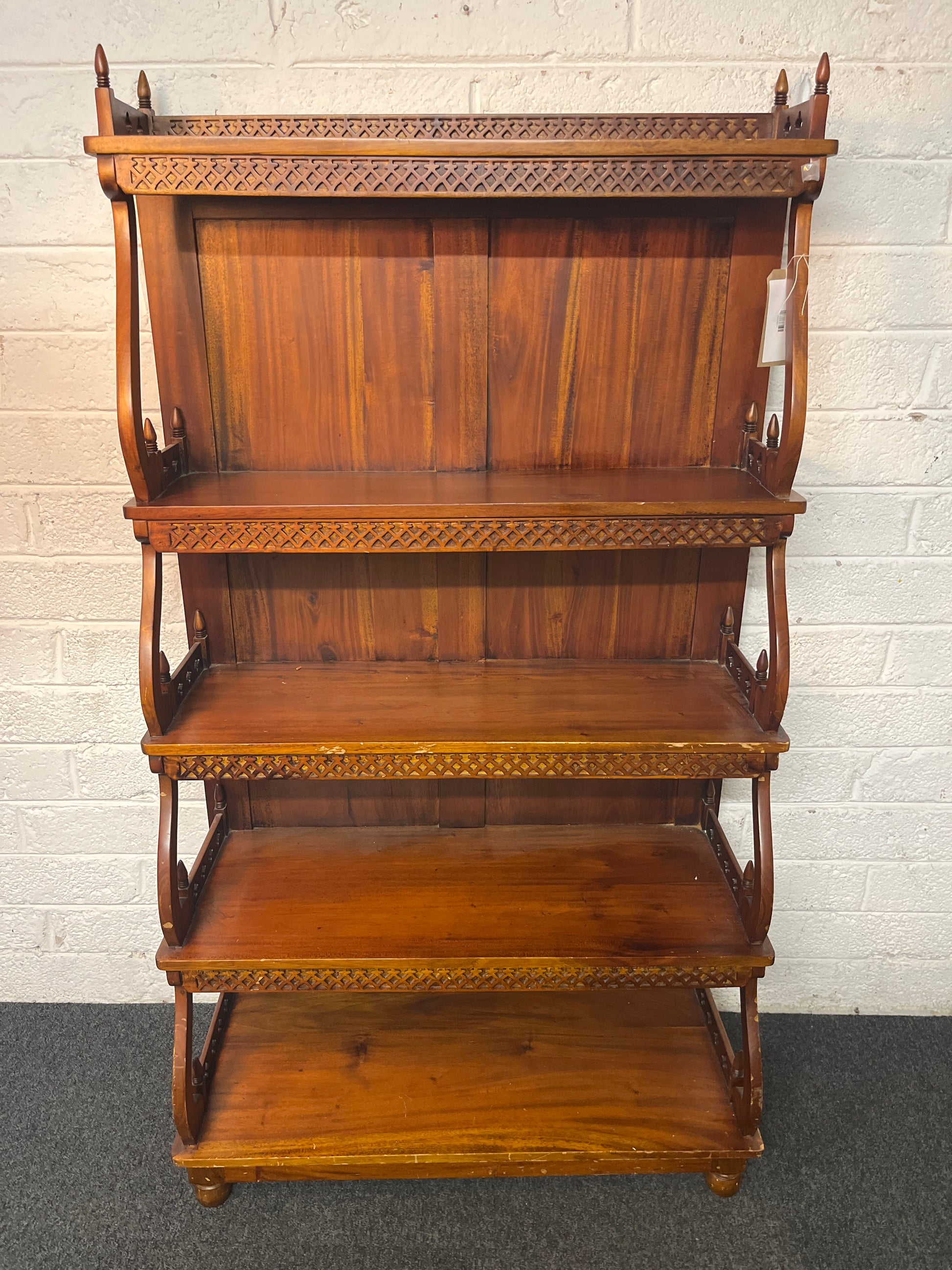 Mahogany tiered shelf unit  (H 163 x W 90 x D 42 cm)