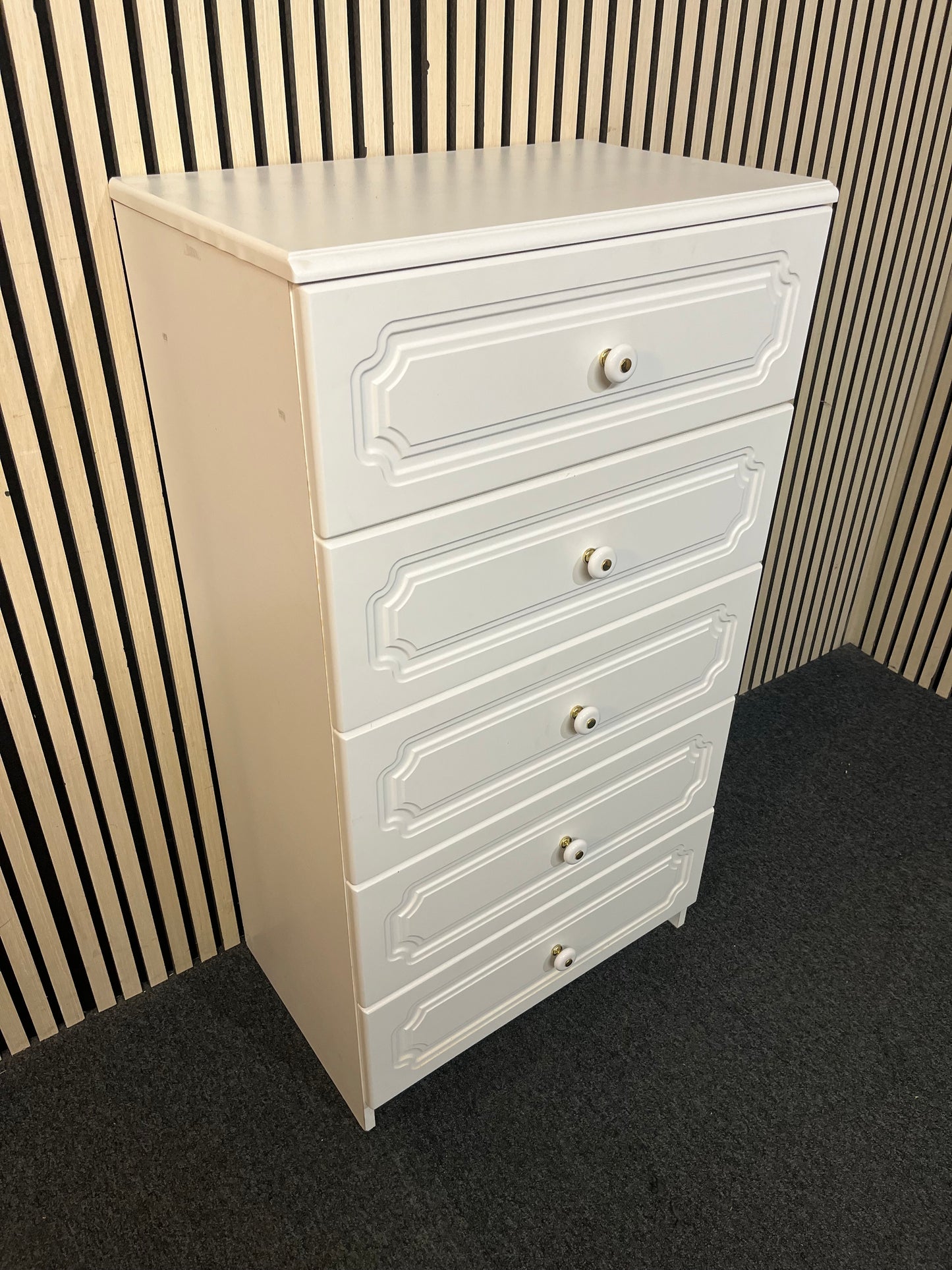 White laminate tall 5 drawer slim tall boy (H 114 x W 61 x D 40 cm) 43447