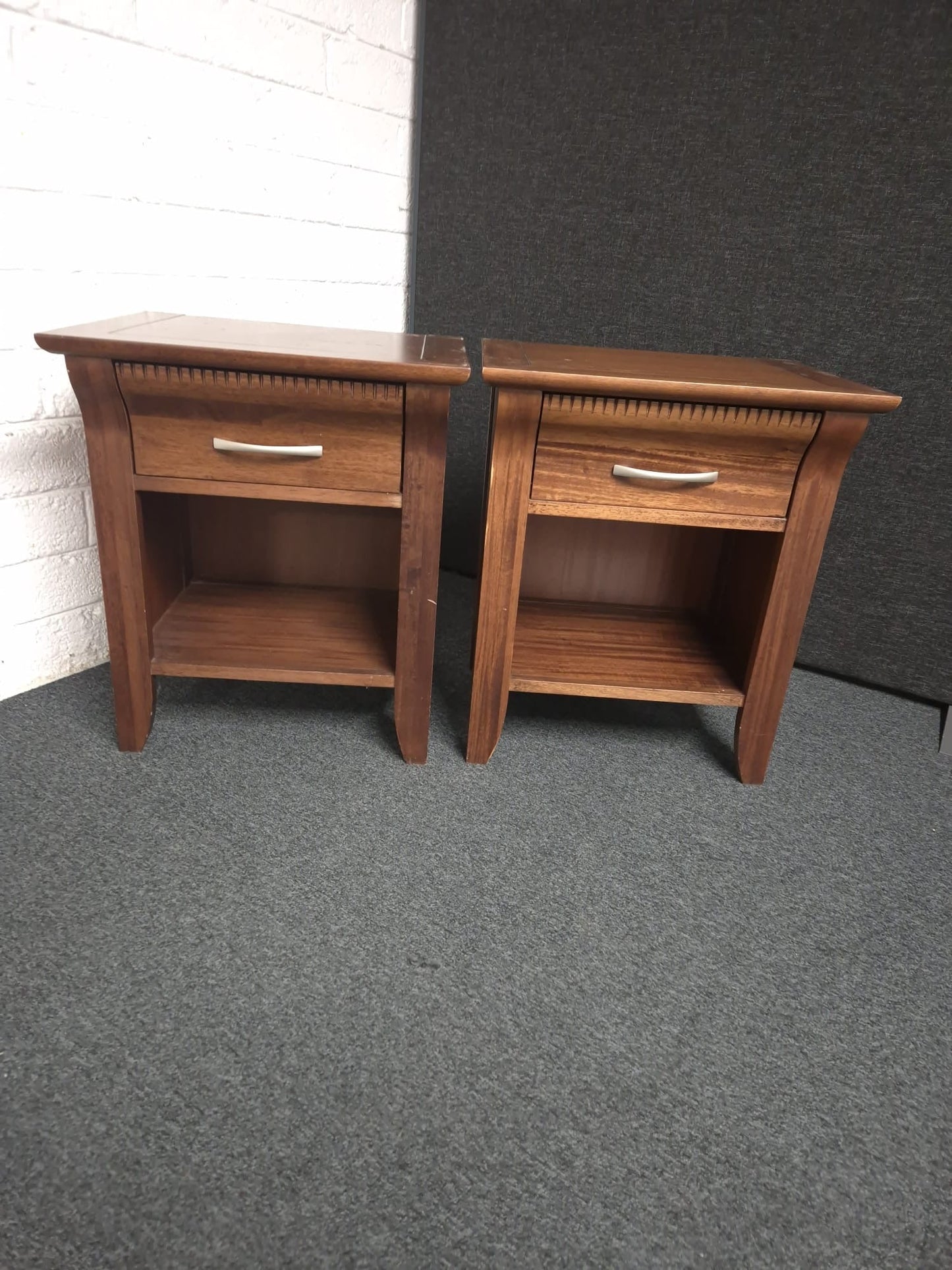 Solid dark wood stained 1 drawer 1 shelf bedside locker 1225