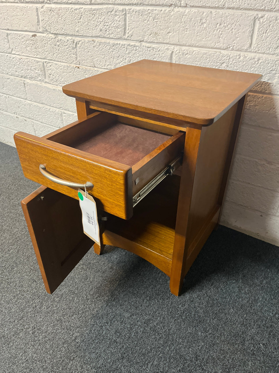 Solid hardwood 1 door 1 drawer bedside locker (430Wx440Dx660H) 2225