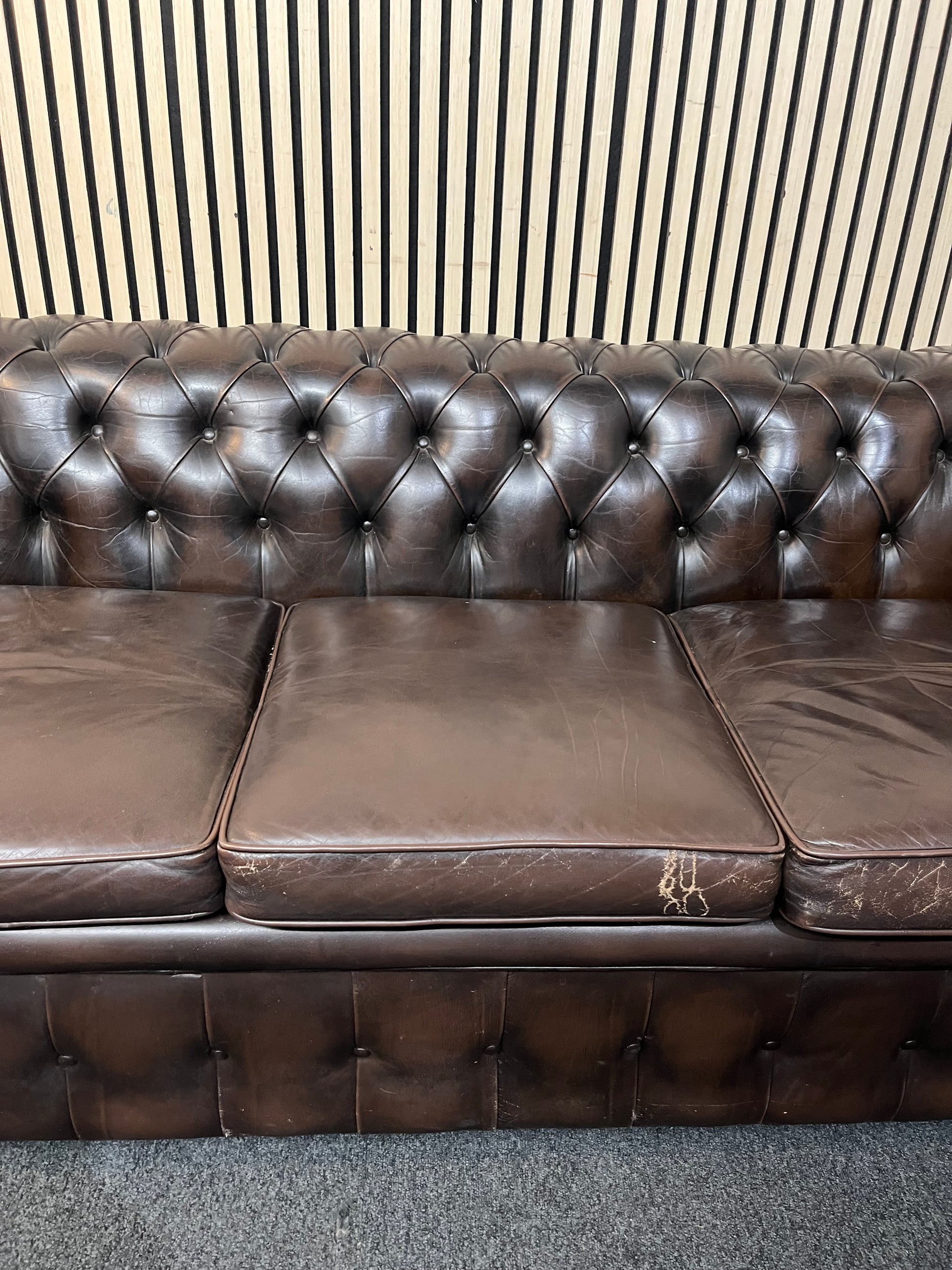 3+1 seater dark brown leather chesterfield sofa suite 43507