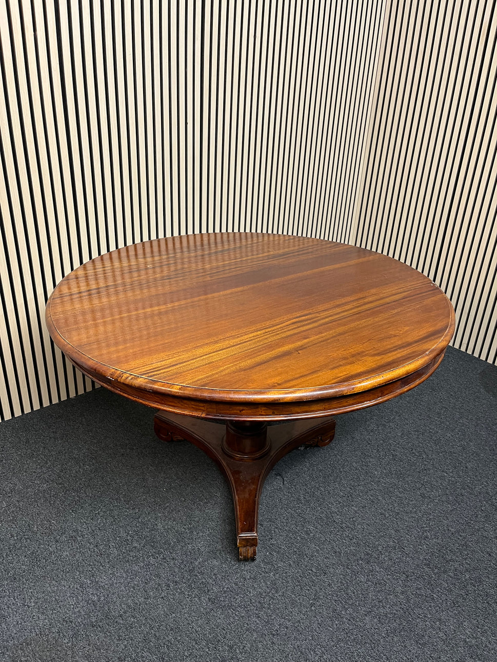 Rosewood mahogany  circular dining table with pedestal base  (120 cm diameter) 2325