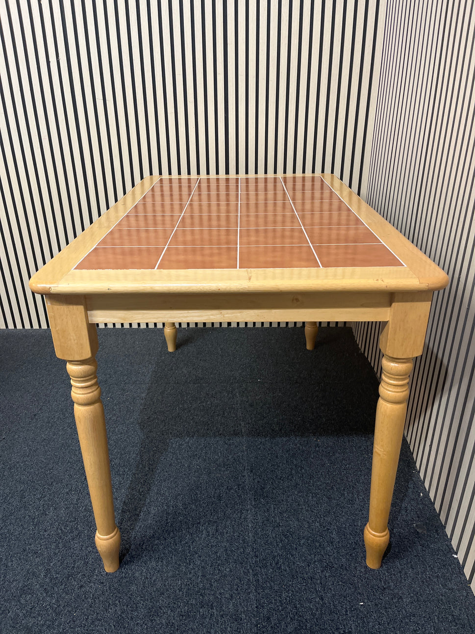 Hardwood rectangular terracotta tiled table (W 120 x L 73 cm) 3325
