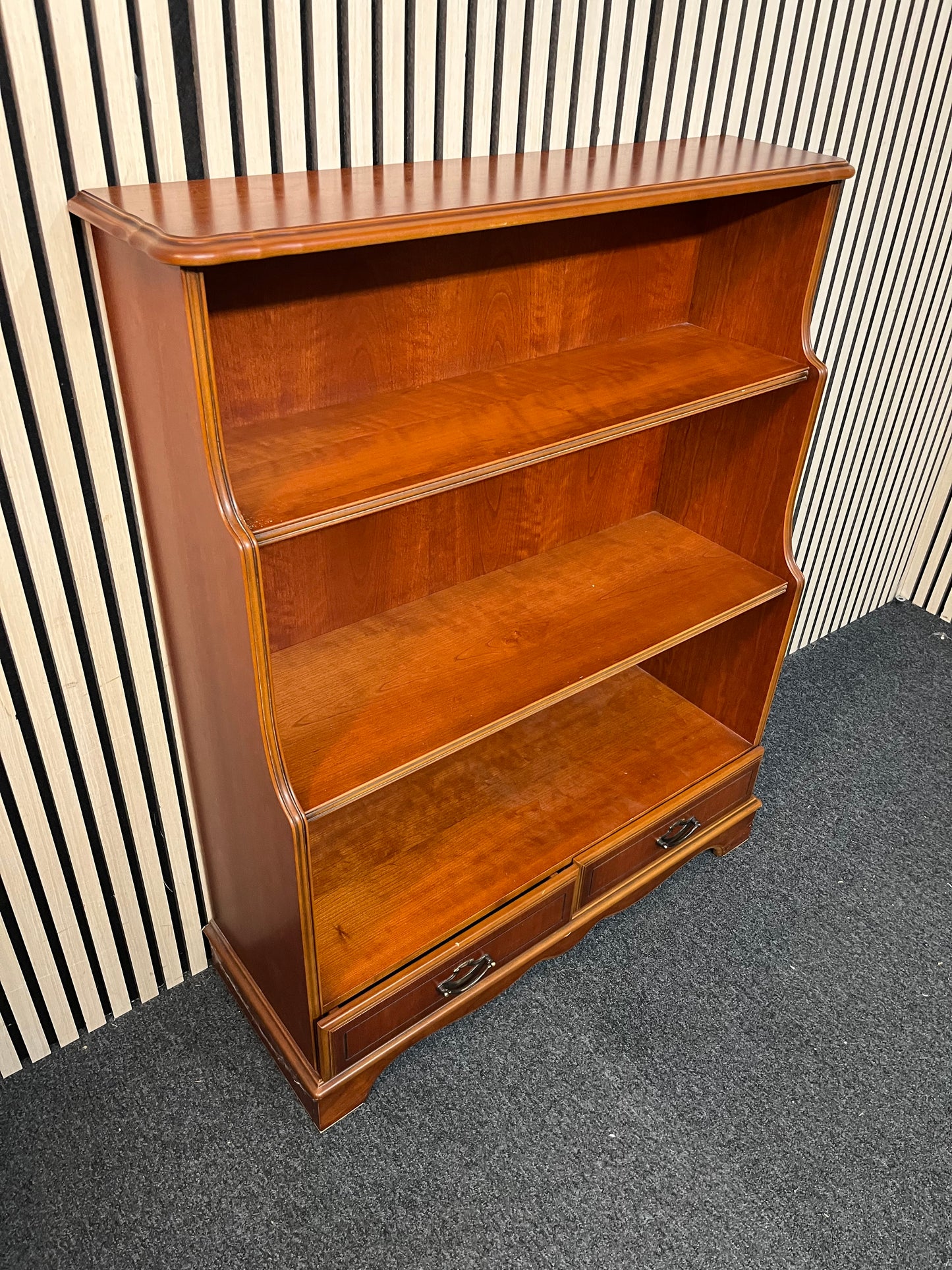 Low mahogany bookcase with 2 base drawers (H 113 x W 90 x D 22 cm) 1126