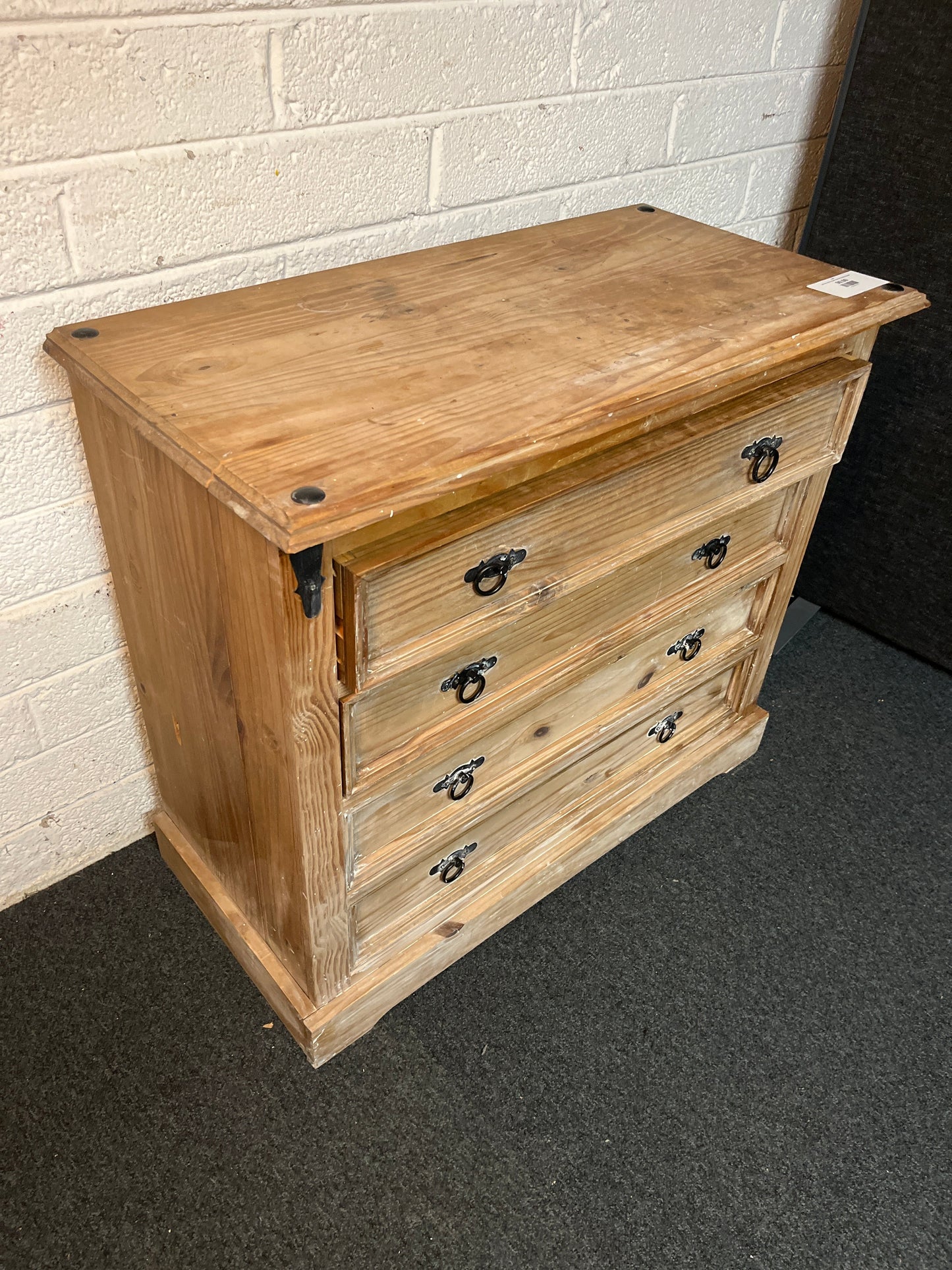 Mexican pine 4 drawer chest of drawers Noreen