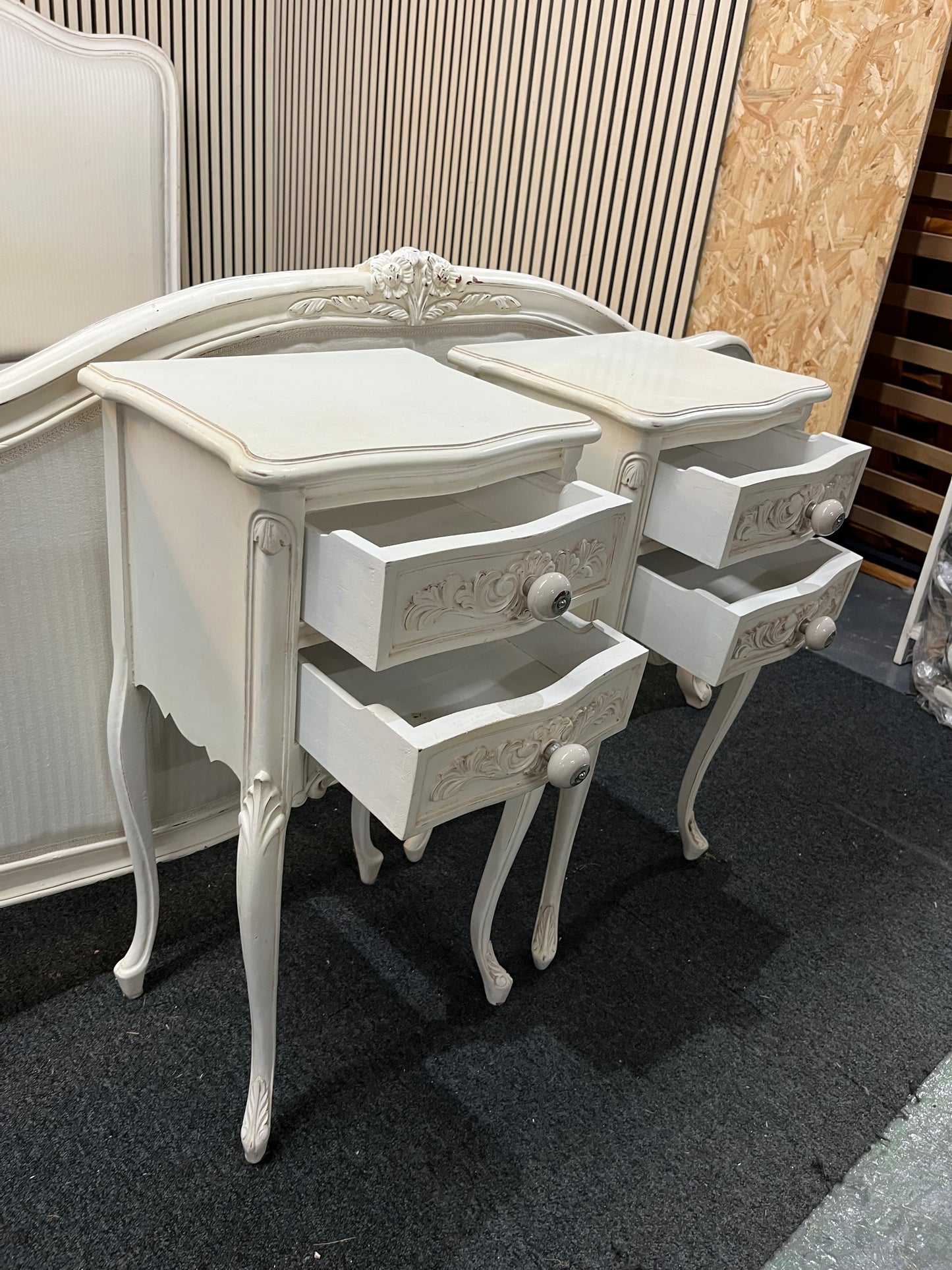 Louis XVI solid wood frame upholstered white fabric bedframe with set of 2 matching ornate white 2 drawer solid wood lockers  43522