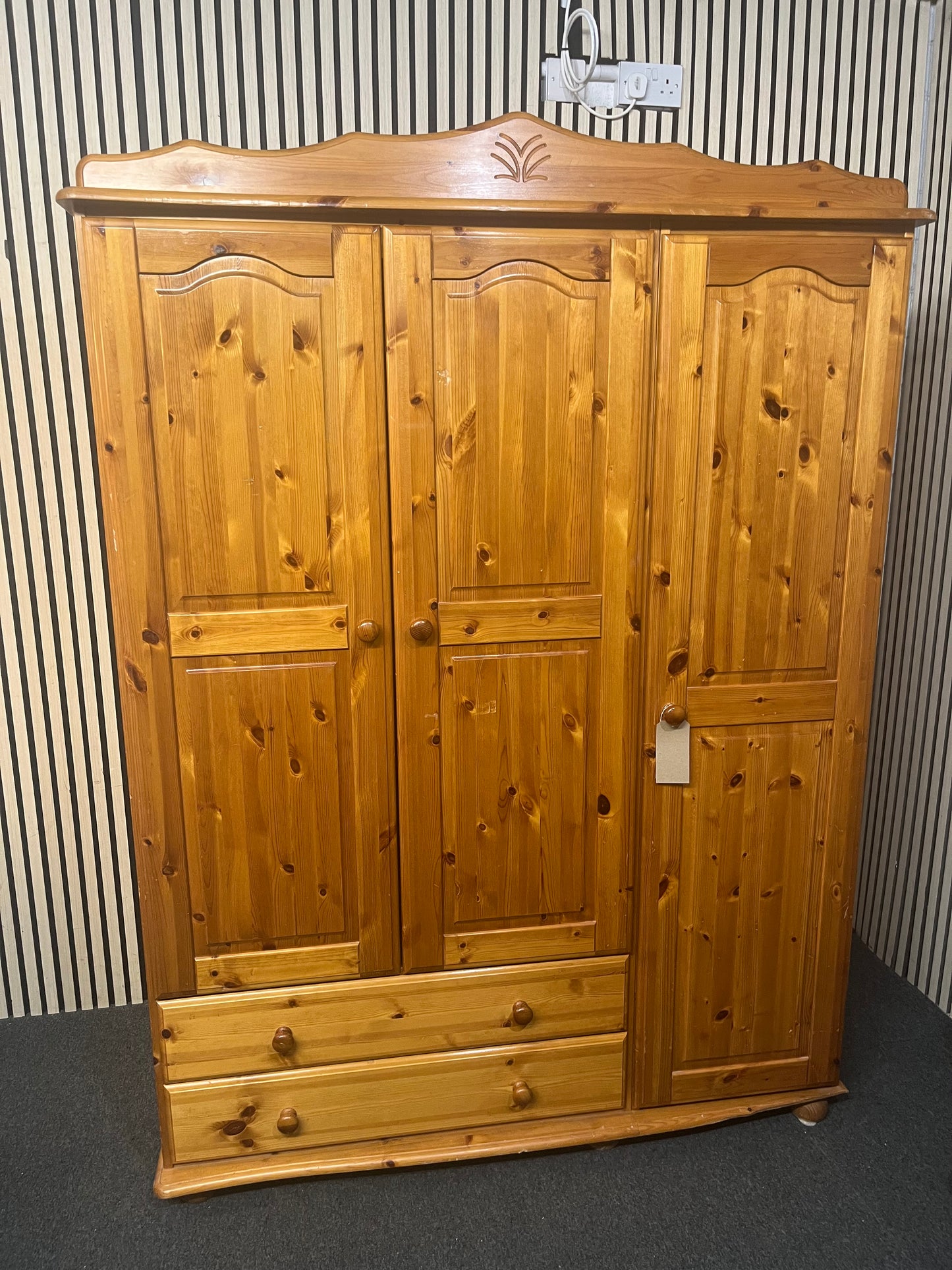 Tall natural pine 3 door 2 drawer wardrobe (H 190 x W 140 x D 60 cm) 43818