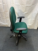 Switch High back multifunction swivel chair, 3 lever mechanism, adjustable arms, pump up lumbar support, in forrest green fabric   J3926 2 image