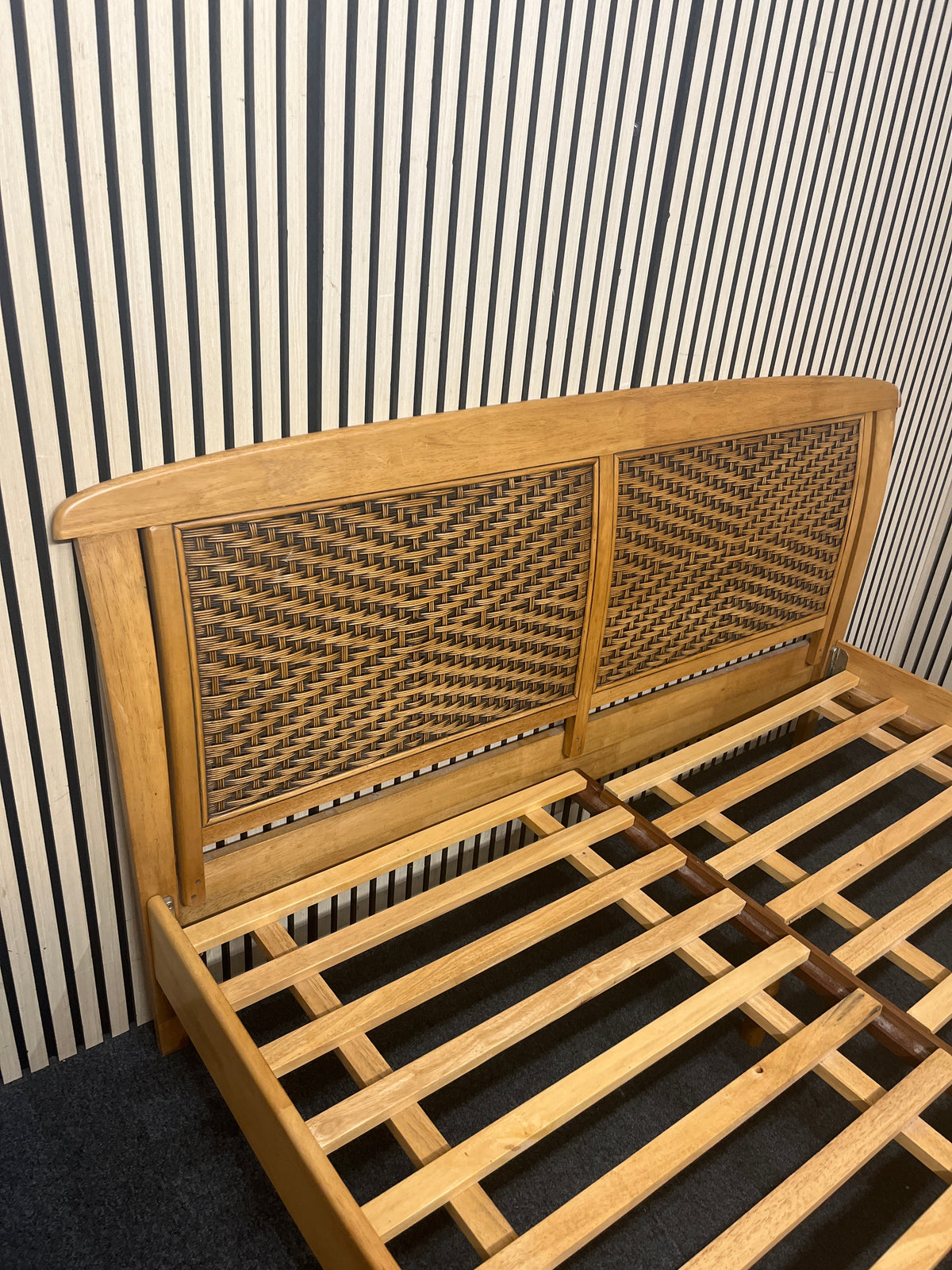 5ft Vintage oak bedframe with woven rattan inserts  44360