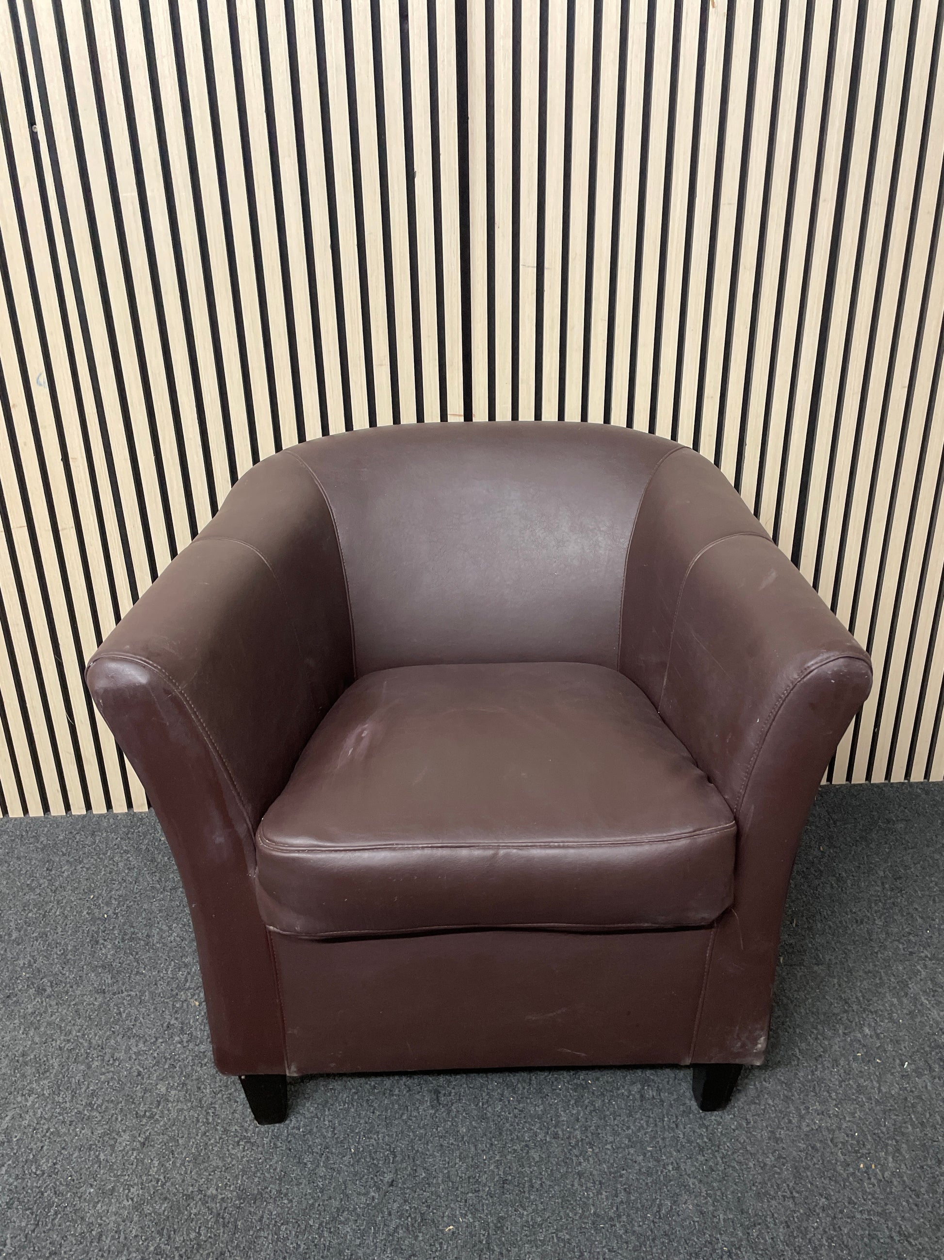 Brown leatherette tub chair 2425