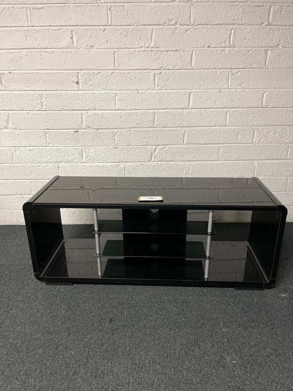 Curved black glass TV unit (H 470 x W 1200 x D 400 mm)