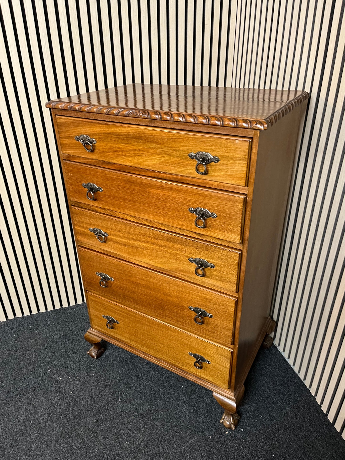 Tall 5 high mahogany chest of drawers (H 115 x W 70 x D 50 cm) 2325