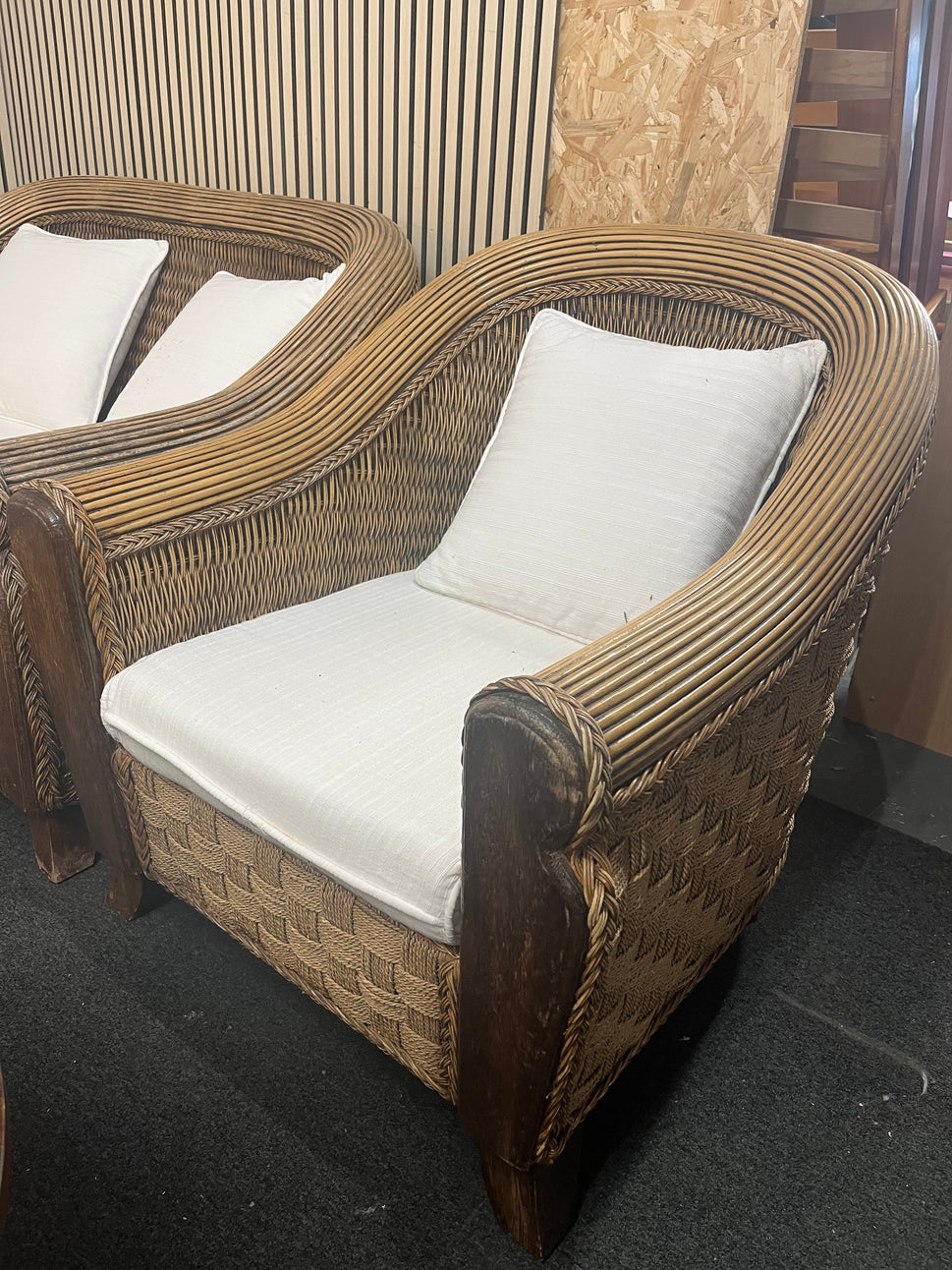 2+2+1+coffee table conservatory set with cushions 43502