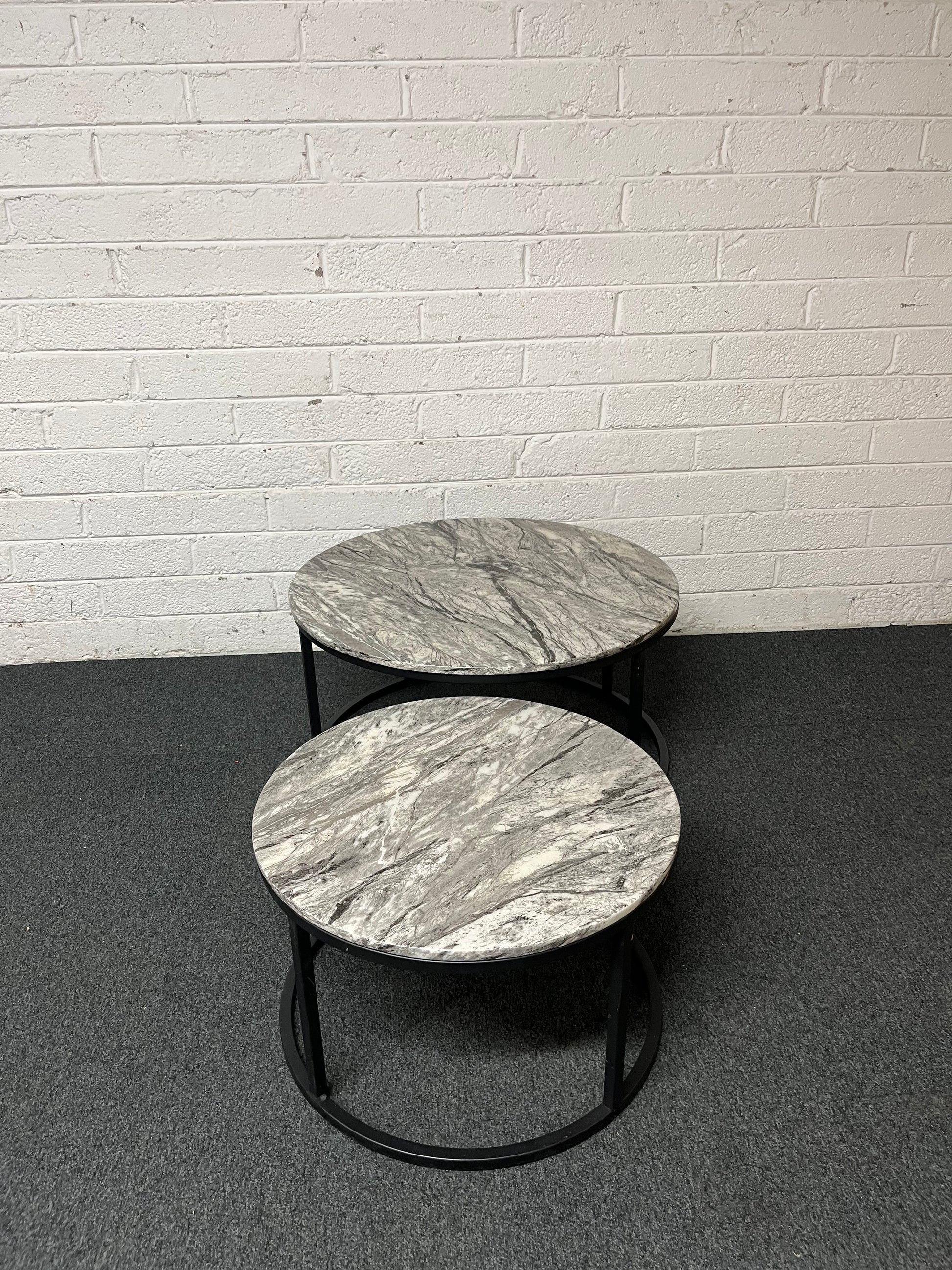 Grey granite circular top, black metal frame nest of 2 coffee tables (800W & 600W 430H) 3225