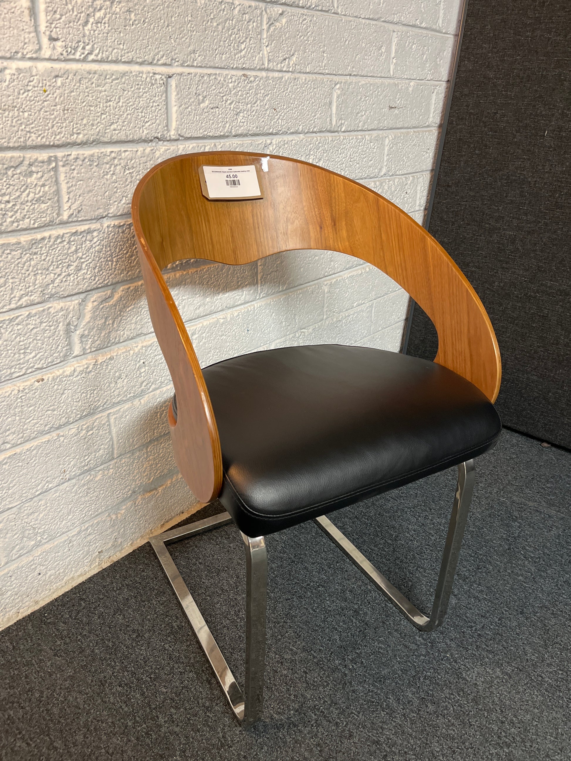 SECONDHAND  Maple and black leatherette meeting chair