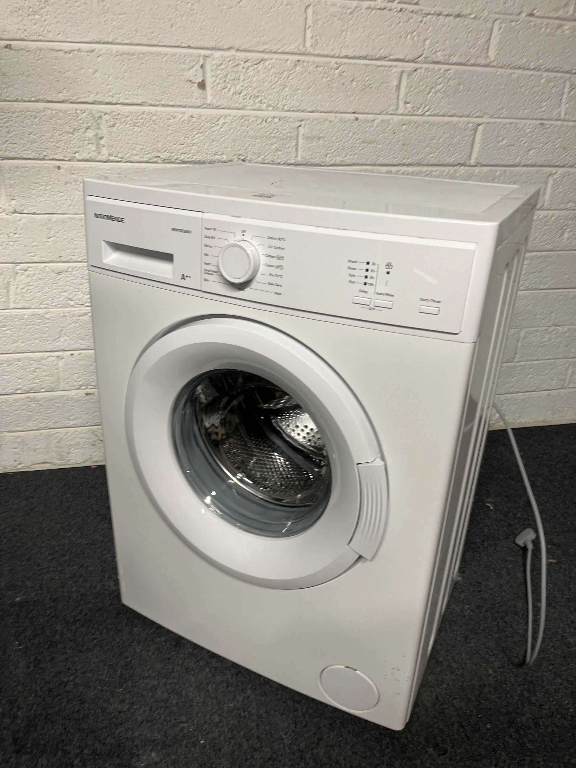 Nordmende WM1003WH washing machine  1225