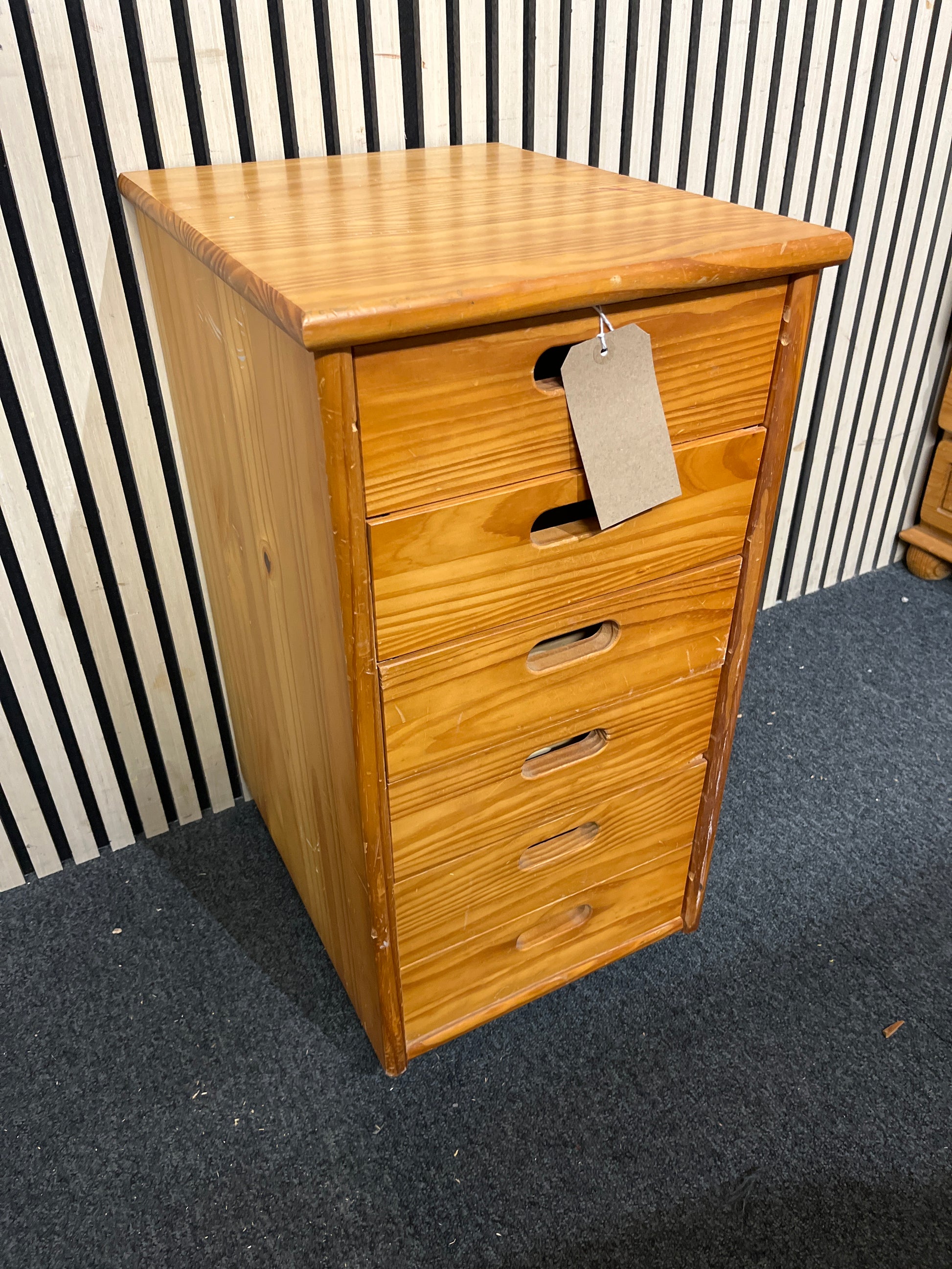 Solid pine slim 6 drawer locker on castors  44302