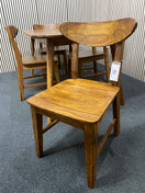 Solid dark pine dining table with four matching curved back chairs (L 175 x W 90 cm)  44764