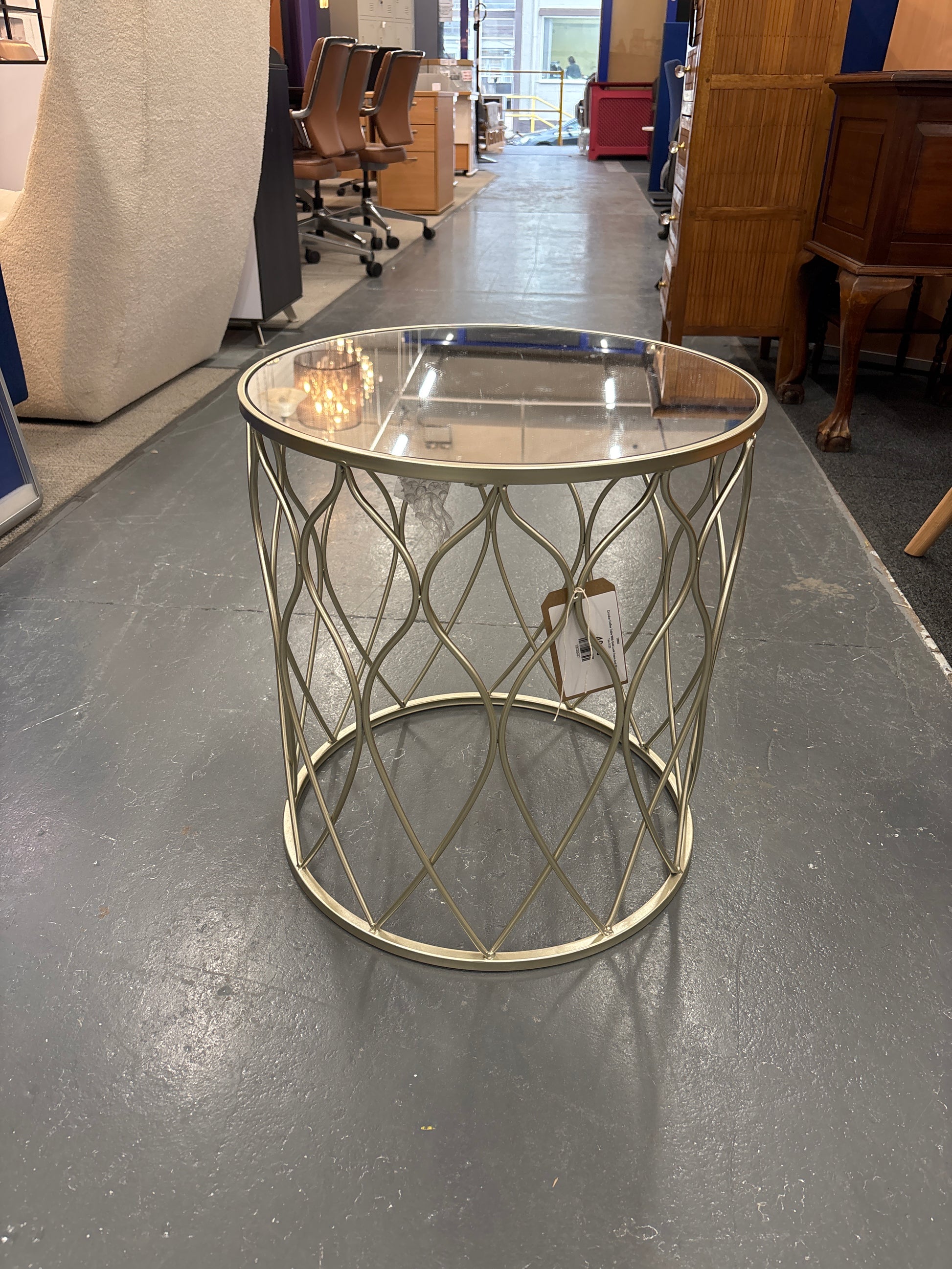 Circular Coffee Table With Gold Look Frame And Glass Too 3125