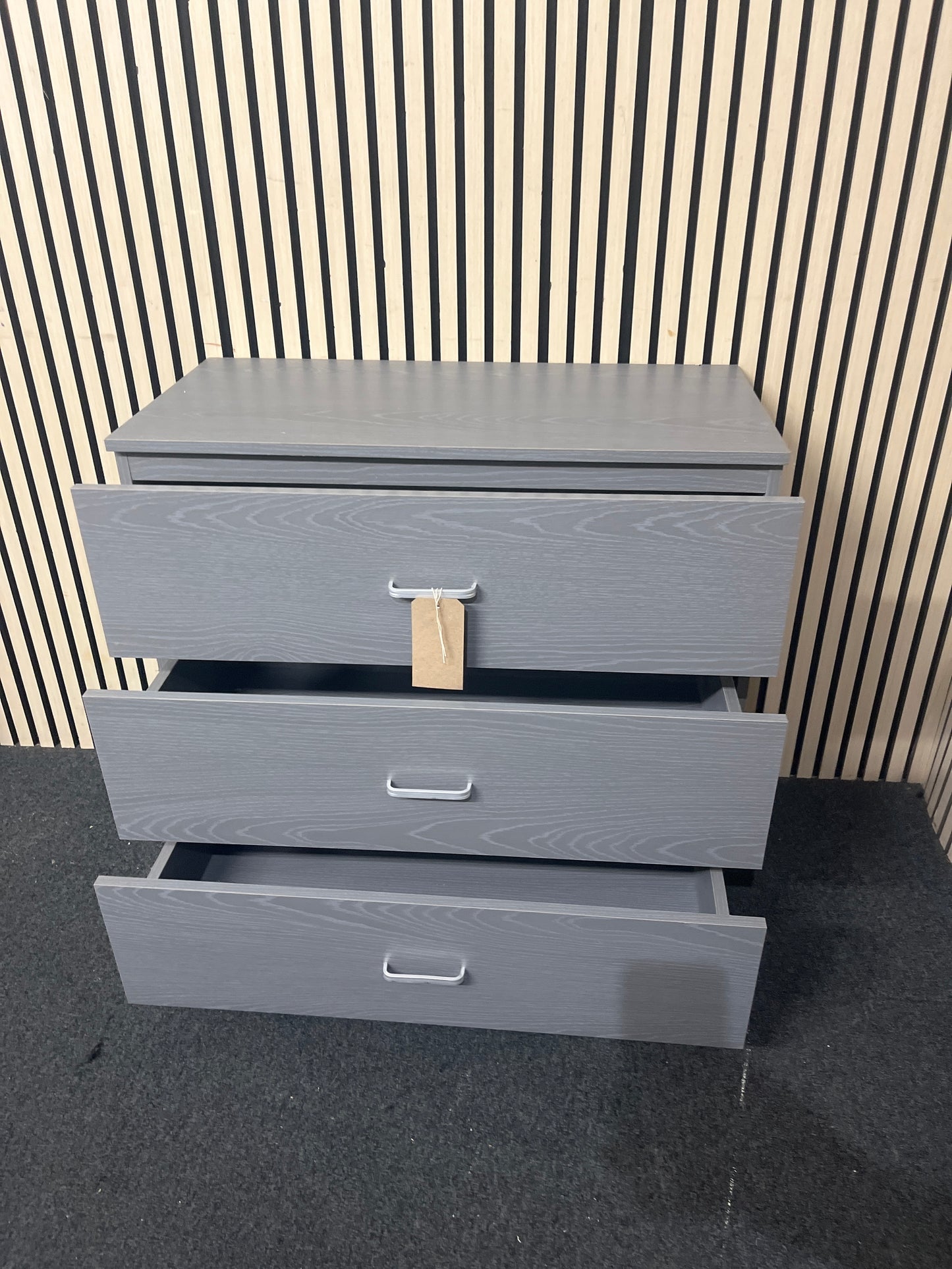 Grey laminate 3 drawer chest (H 76 x W 80 x D 40 cm) 43888
