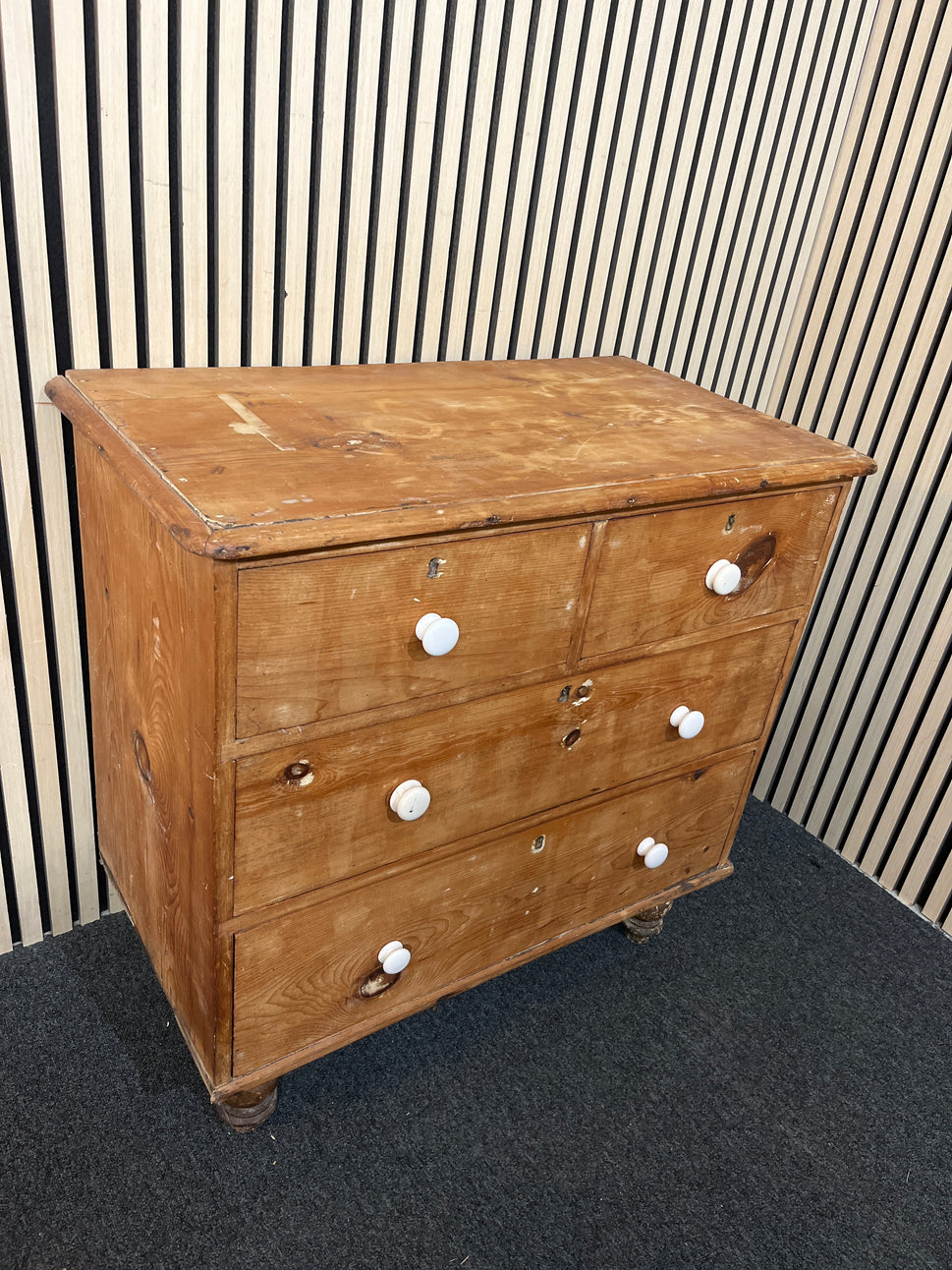 Antique pitch pine two plus two, chest of drawers (H 83 x W 85 x D 47 cm) 1126