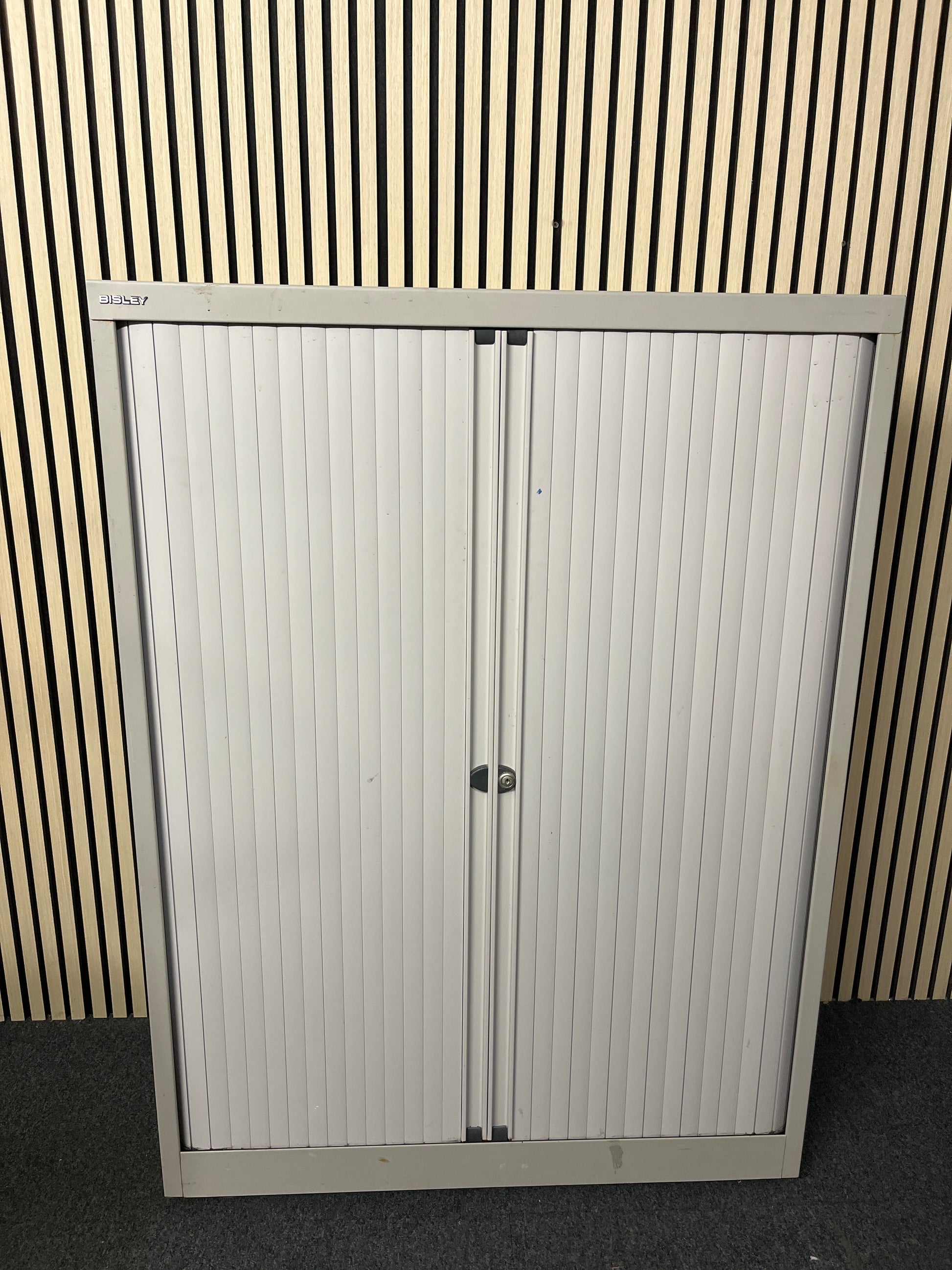 Tall silver metal sliding door tambour unit (H 127 x W 100 x D 43 cm) 3325