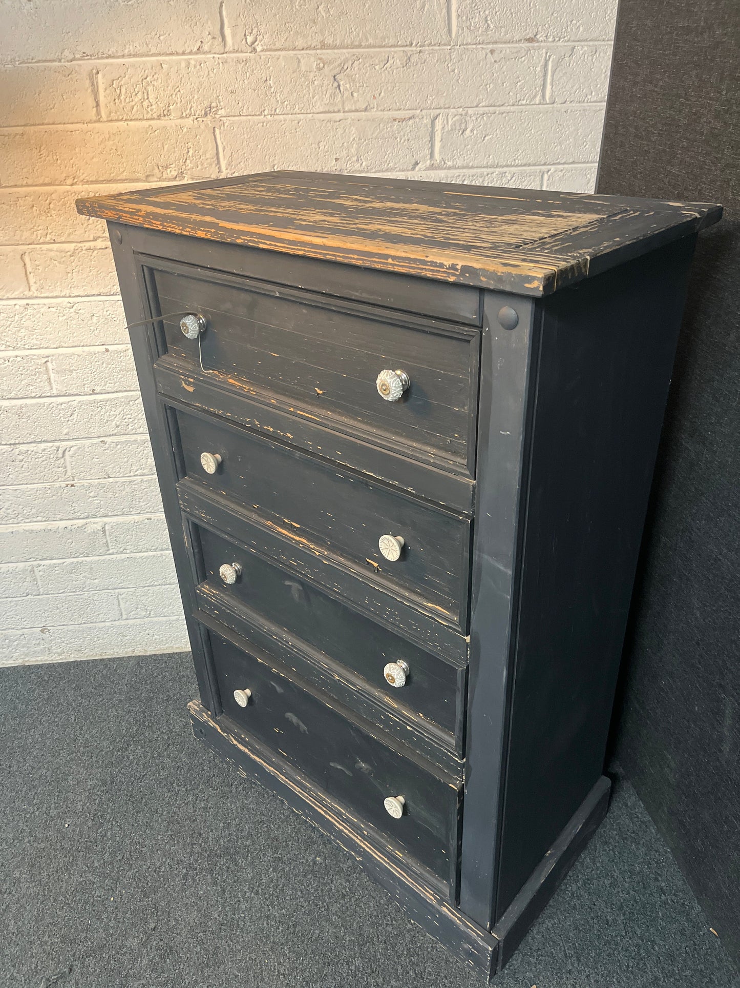 Tall pine 4 drawer chest of drawers (H 130 x W 92 x D 49 cm) 3225
