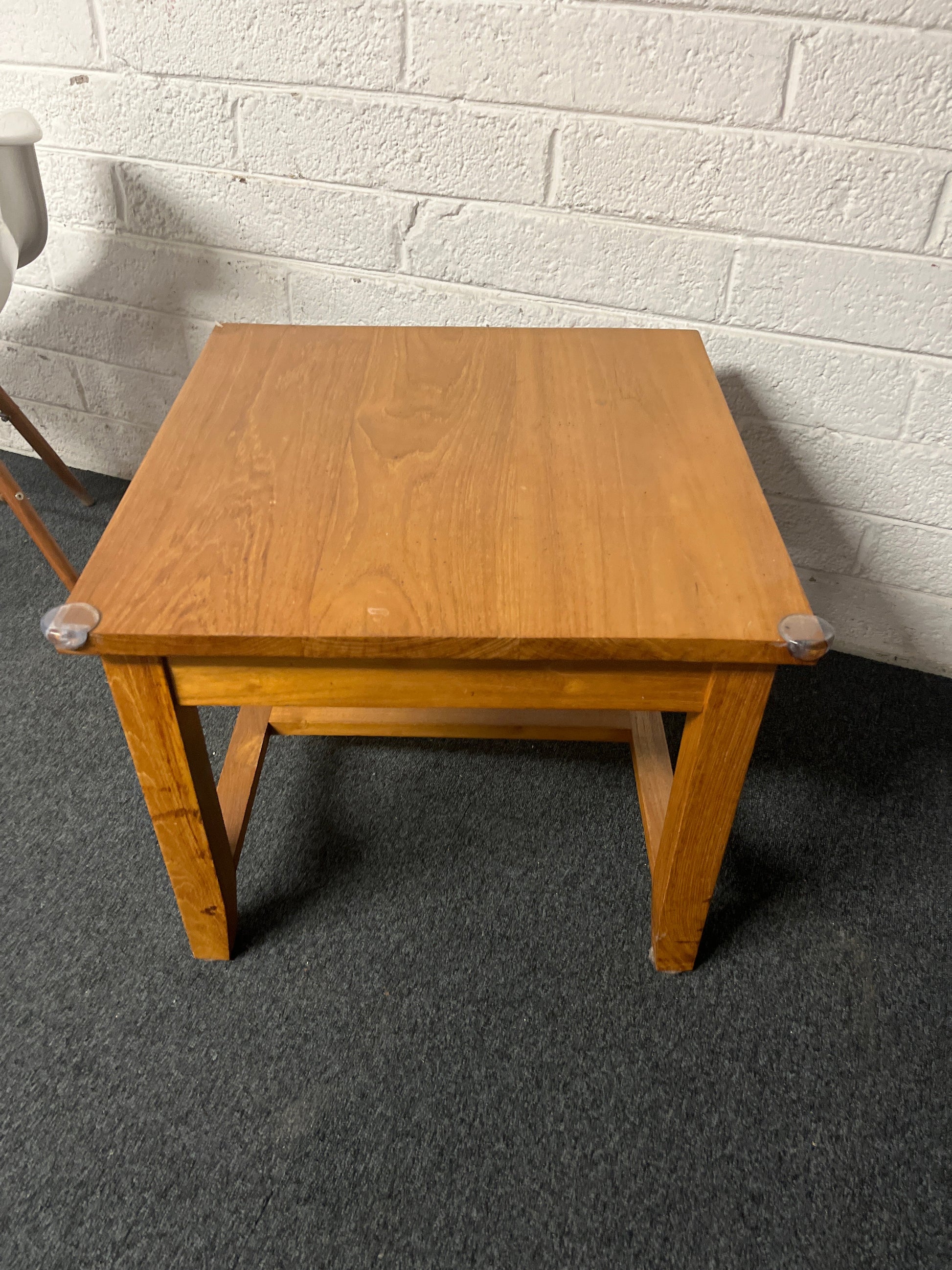 Small solid wood 1 drawer lamp table 1225