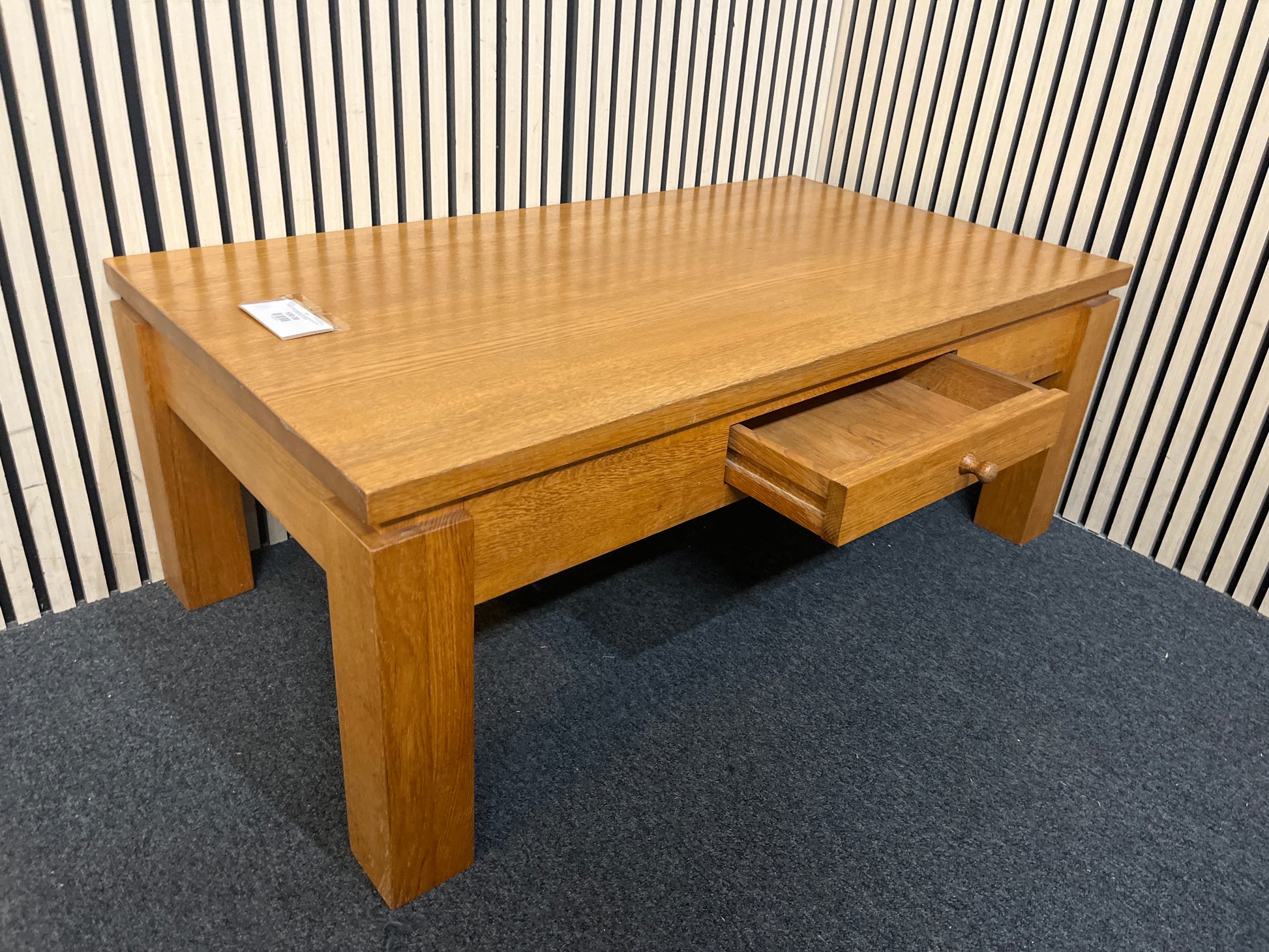 Solid oak large rectangular coffee table with drawer (H 45 x W 120 x D 65 cm)  44194