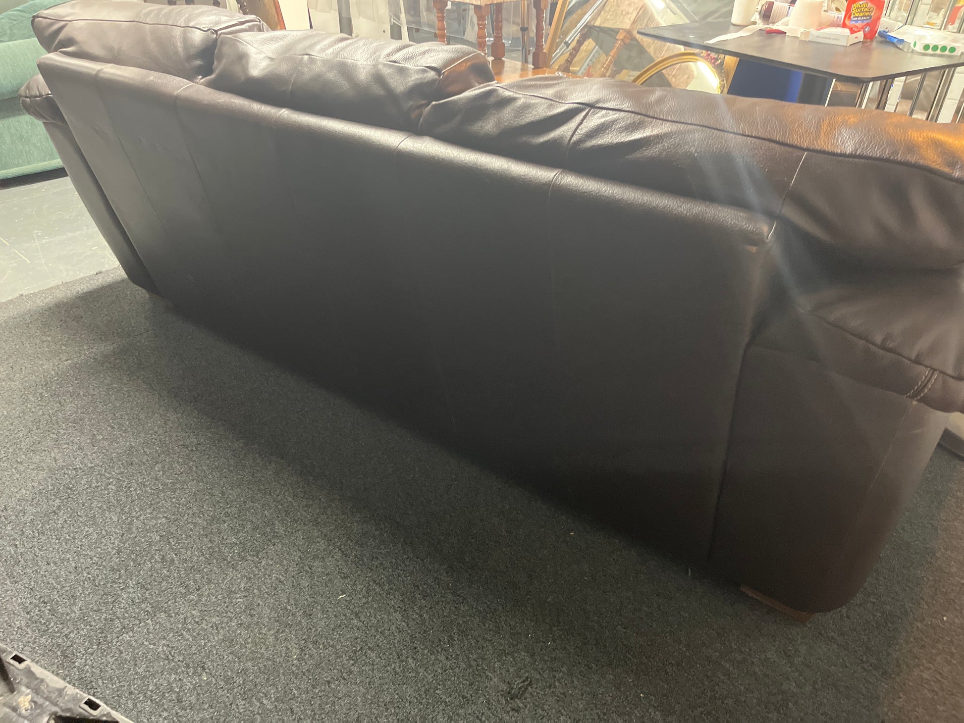 Large 8ft wide brown leather sofa suite (1200D) 3225