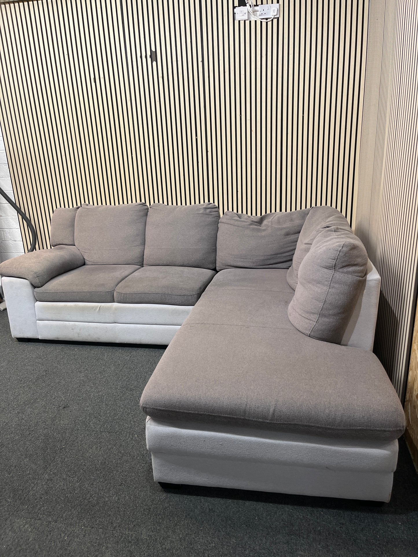 Grey fabric corner suite (220 cm wide one side,  230 cm the other)  3126