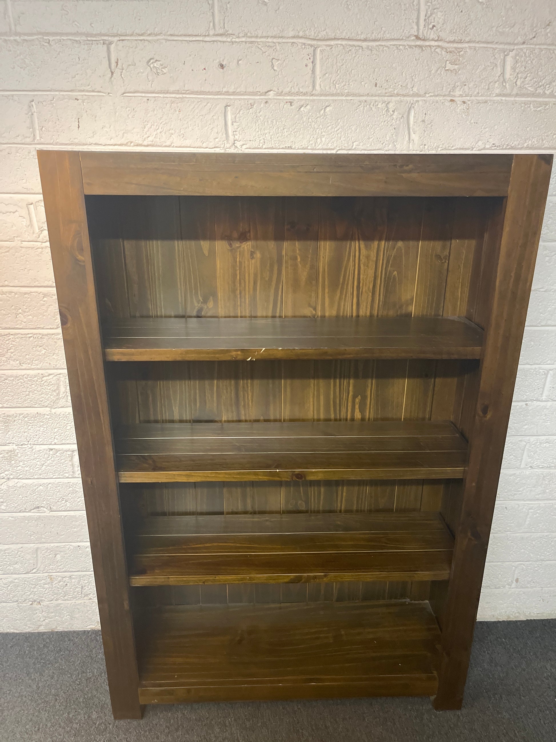 Solid tall dark wood stained open shelf unit (H 150 x W 100 x D 32 cm) 1325