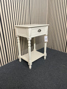Cream painted ornate 1 drawer lamp table  44694
