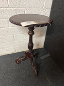Switch Circular mahogany lamp table, central leg 3225 2 image
