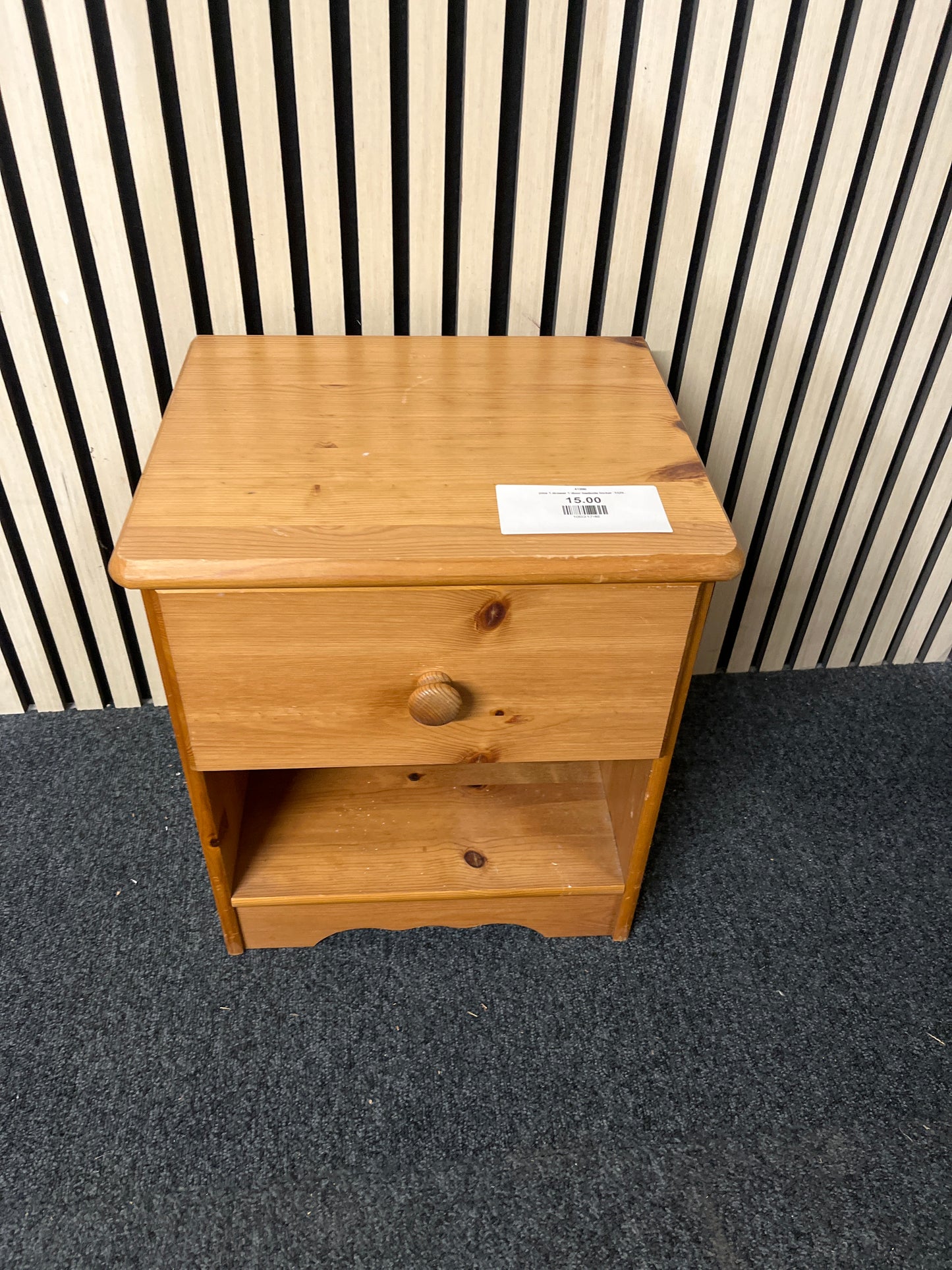 pine 1 drawer 1 door bedside locker  3325
