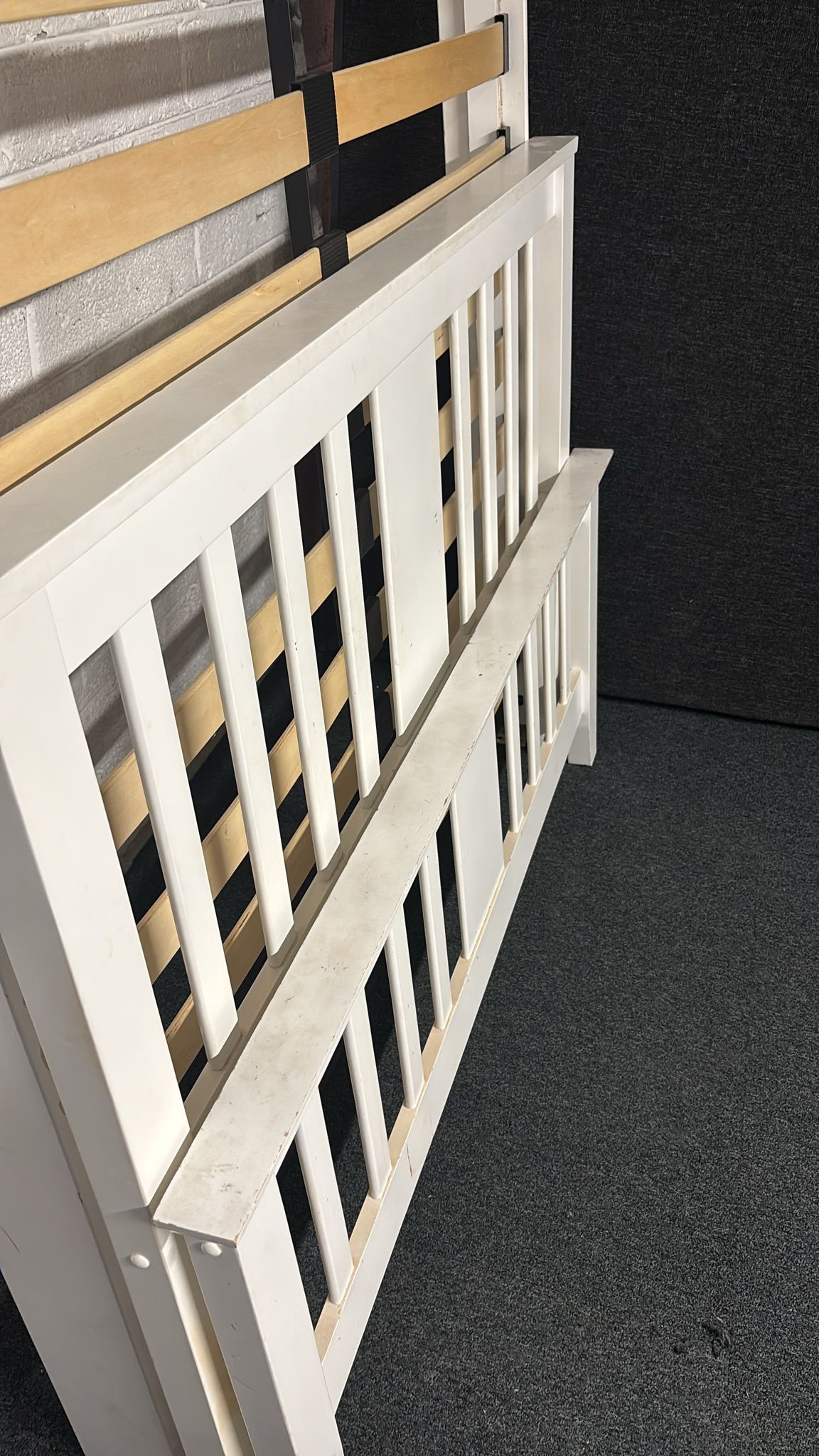 4ft 6 high end white framed bed 2225