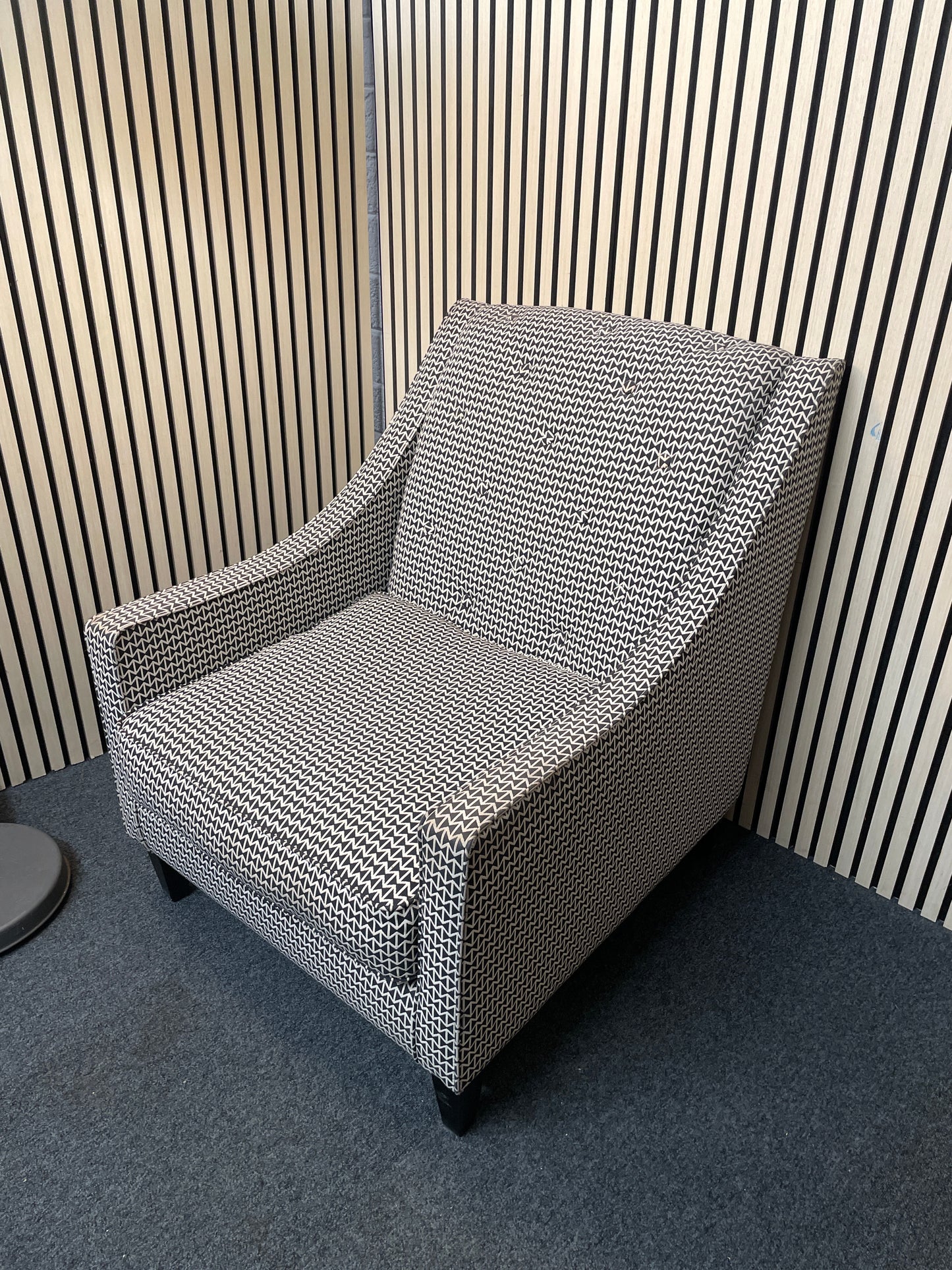 Large white and black patterned fabric highback armchair  3325