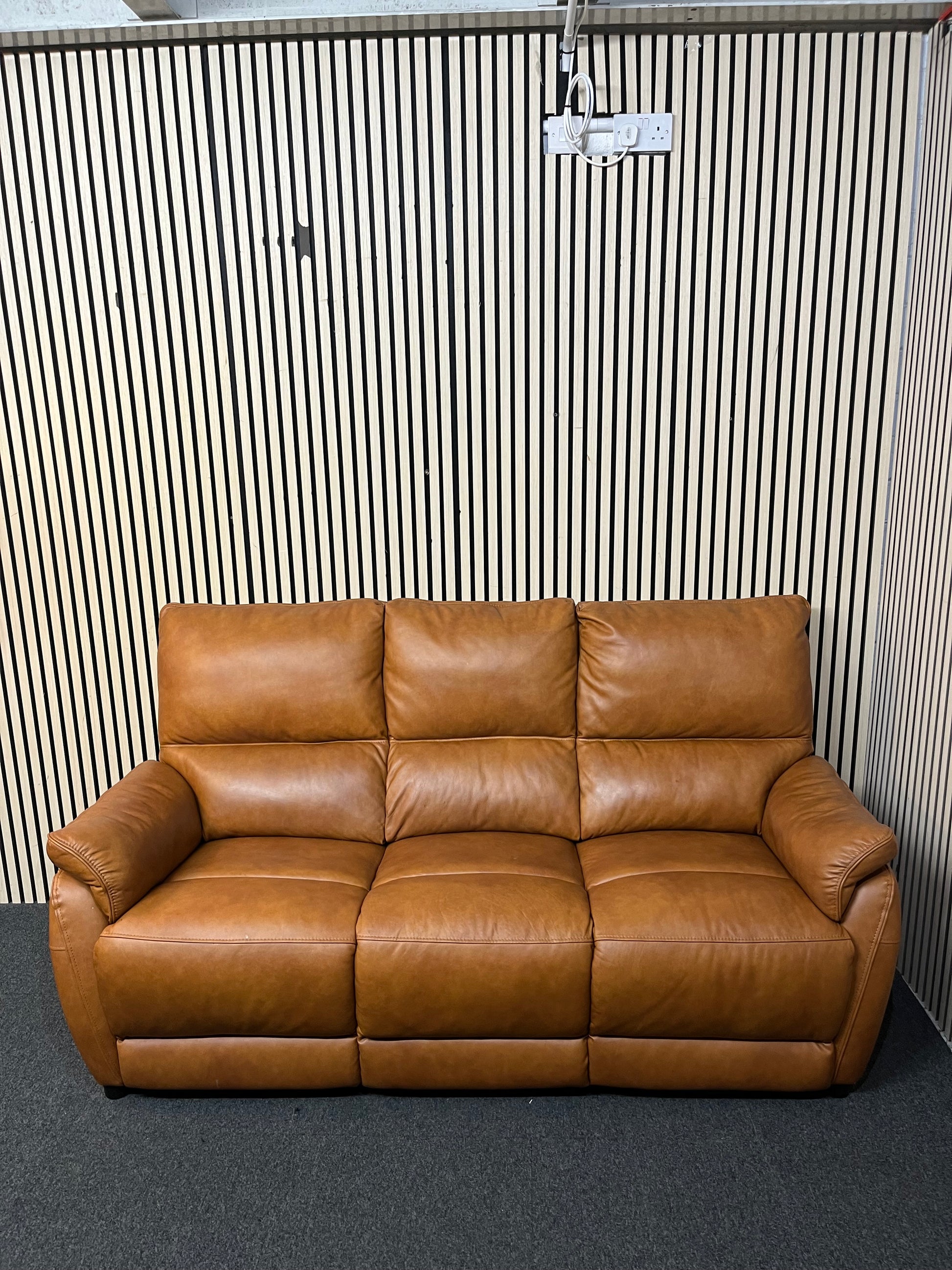 3 seater plus 2 seater electric tan leather sofa suite (widths190, 140 cm) 43464