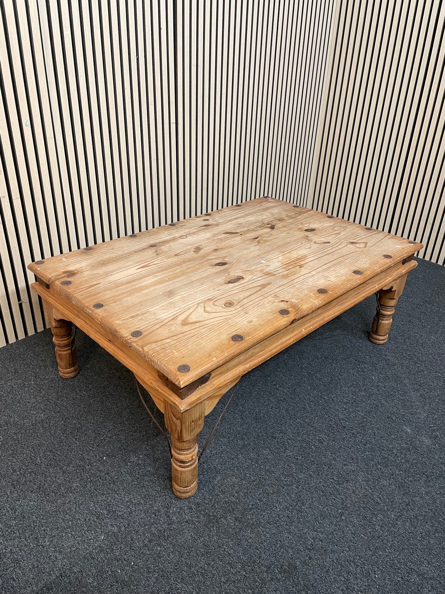 Mexican pine low rectangular coffee table (H 47 x W 120 x D 60 cm) 4225