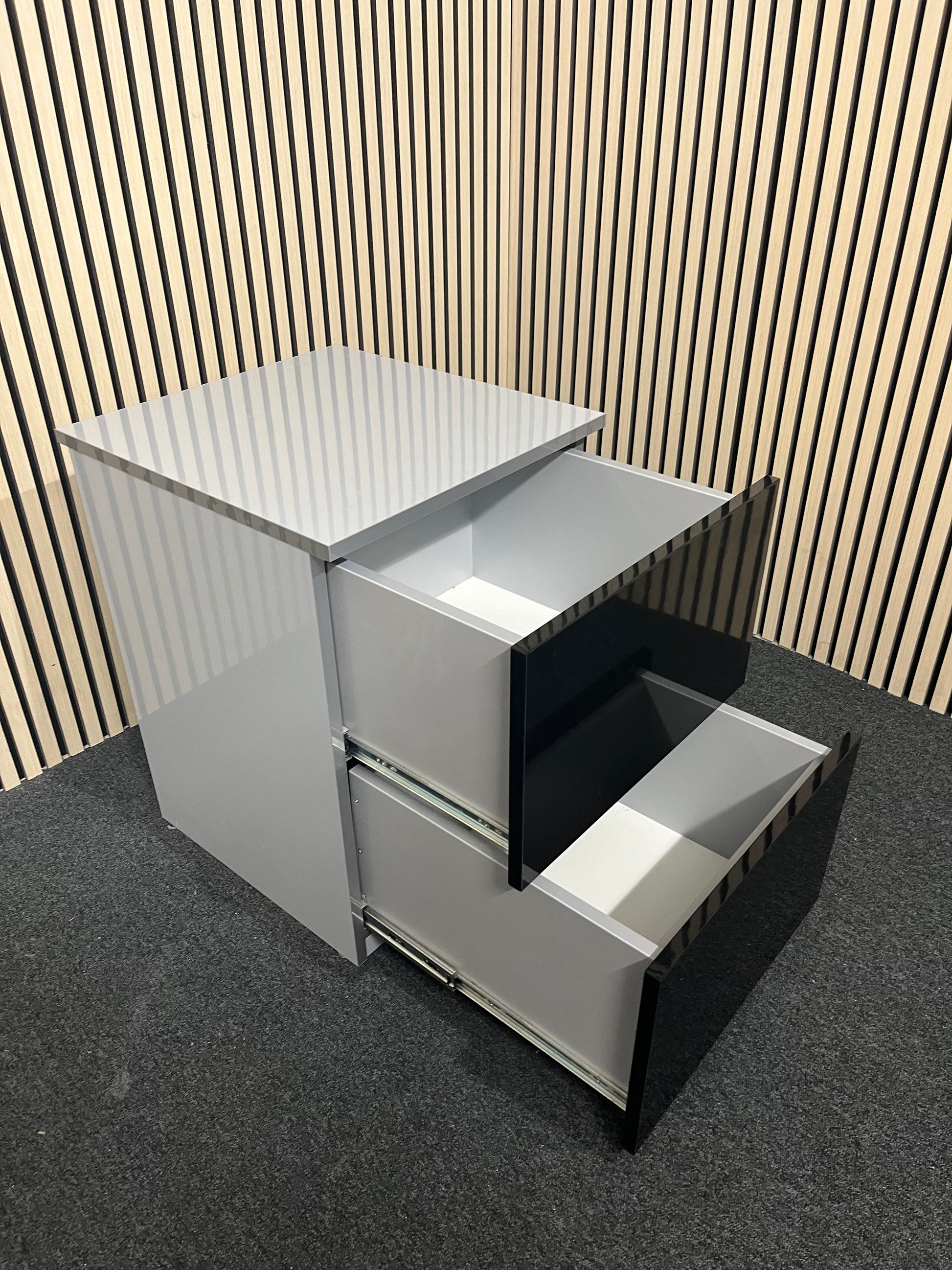 black gloss 2 drawer storage unit (H 67 x W 50 x D 59 cm) 3325